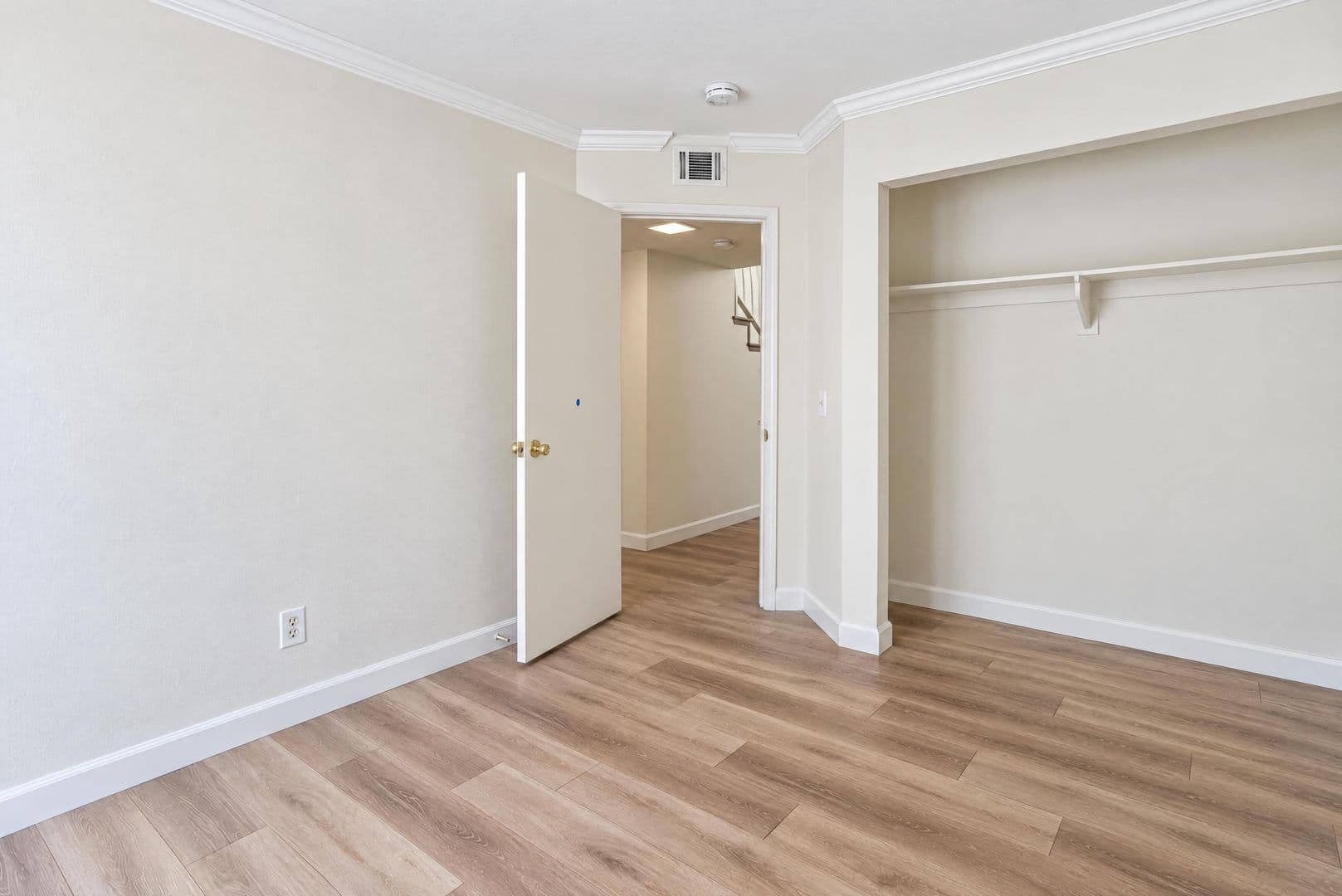 Santa Clarita House: 22441 Cardiff Drive