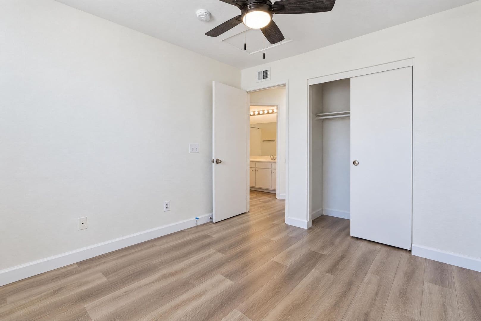 Santa Clarita House: 22441 Cardiff Drive