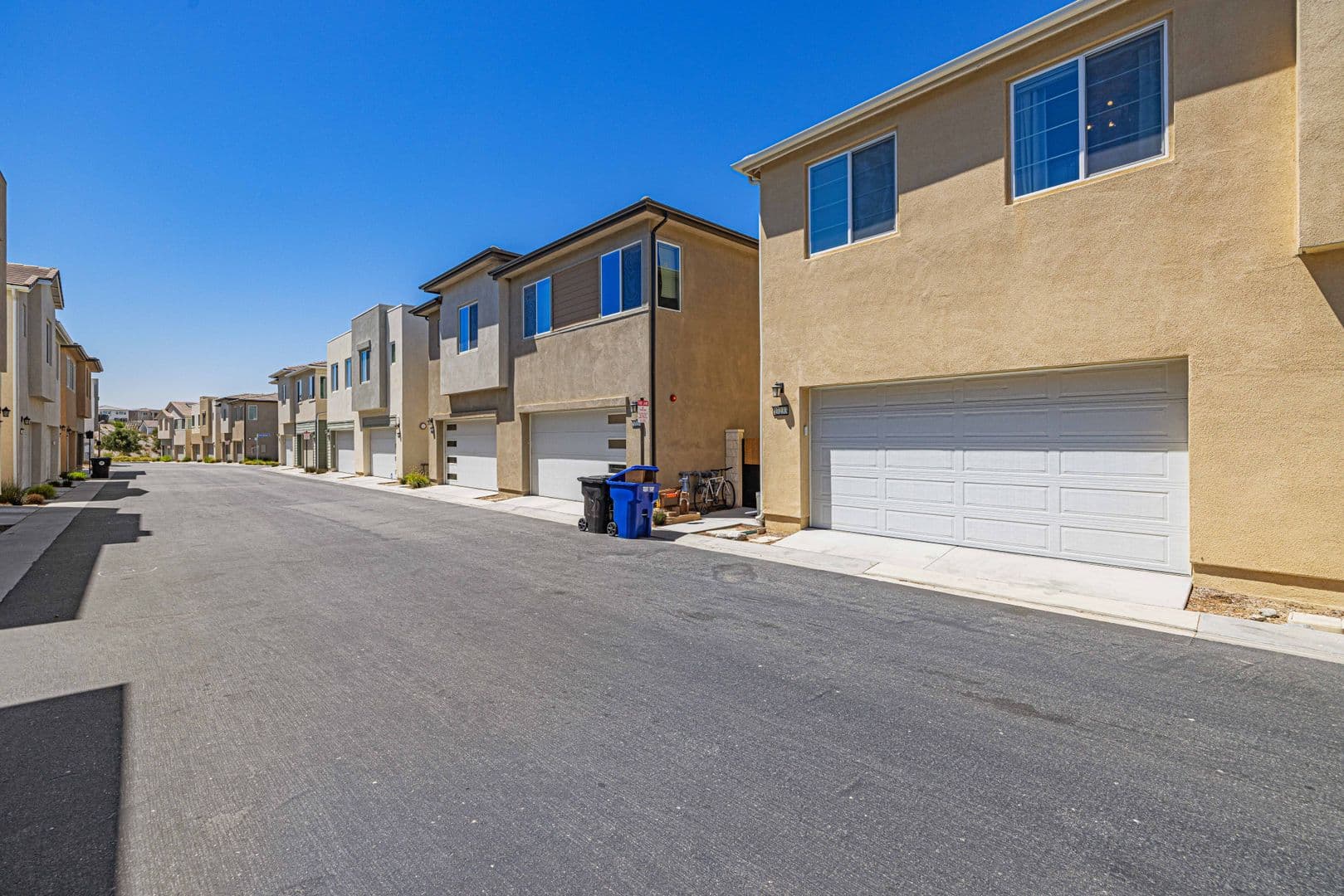 Valencia House: 27233 Red Willow Court