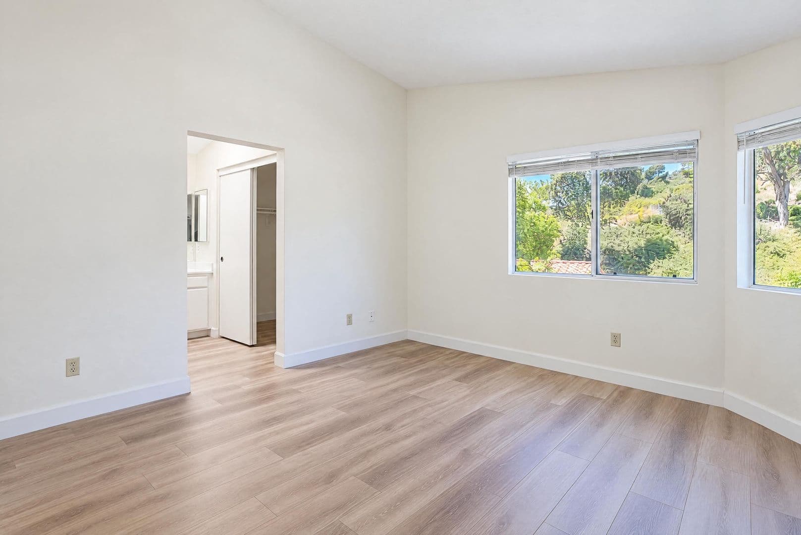 Santa Clarita House: 22441 Cardiff Drive