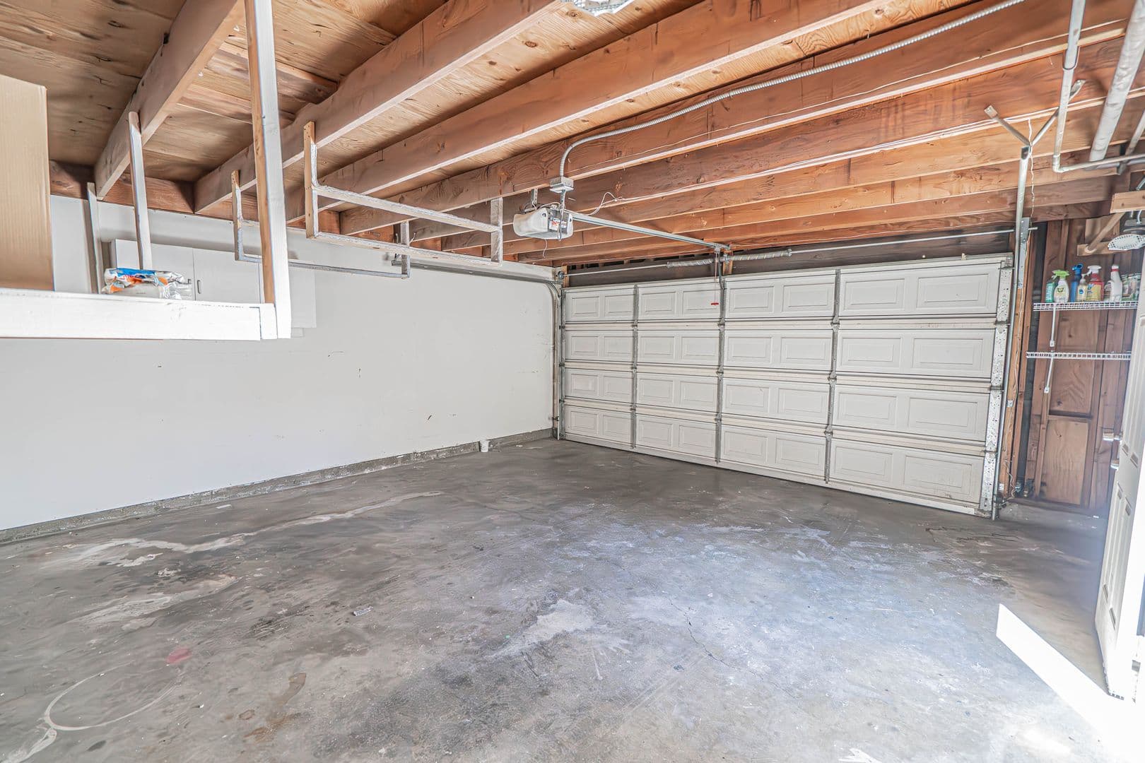 Panorama City Condo: 9025 Willis Avenue #113