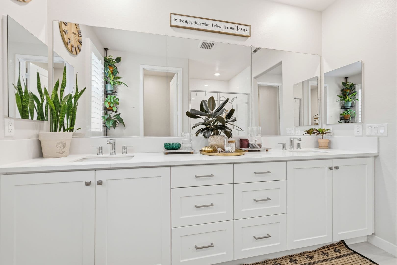 Valencia House: 27233 Red Willow Court