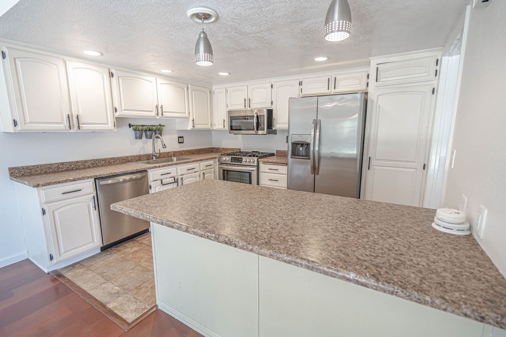 Santa Clarita House: 27020 Rio Pecos Drive