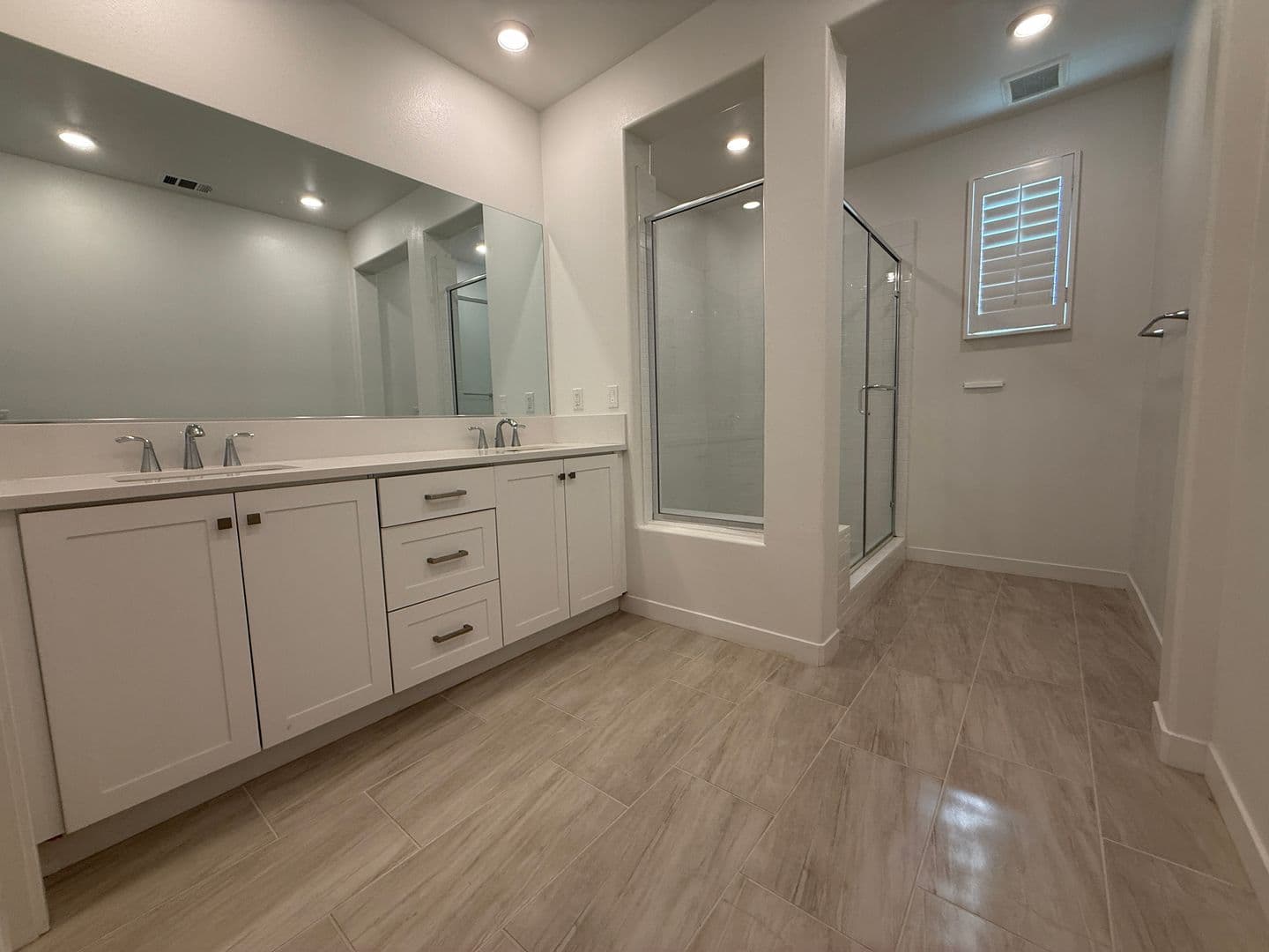 Valencia House: 26978 Mosswood Lane
