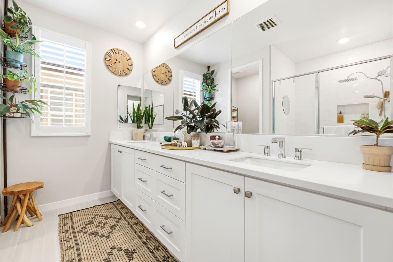 Valencia House: 27233 Red Willow Court