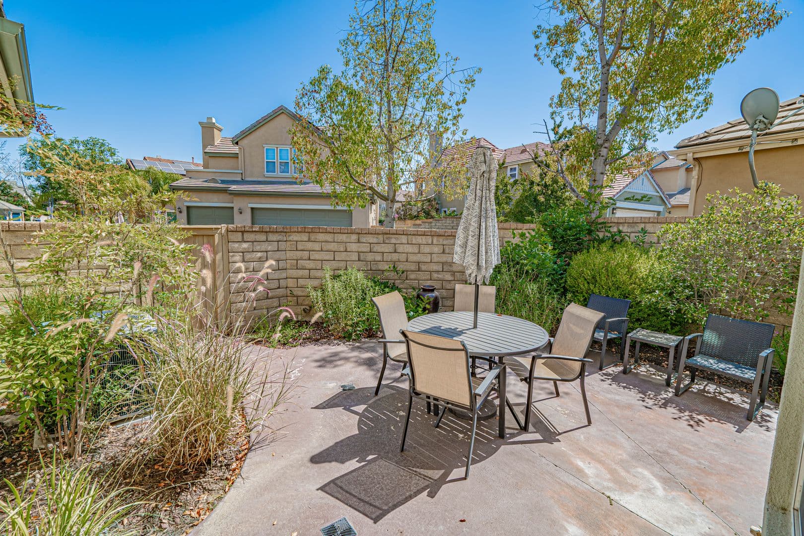 Valencia House: 27505 Weeping Willow Dr.