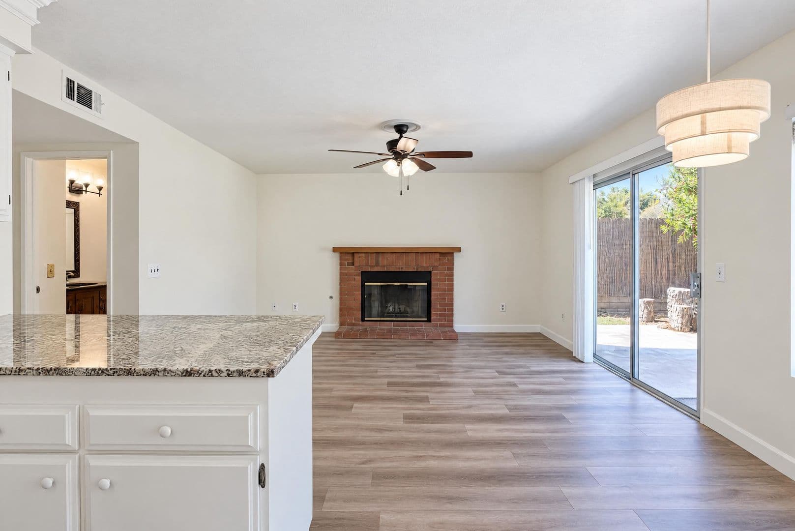 Santa Clarita House: 22441 Cardiff Drive