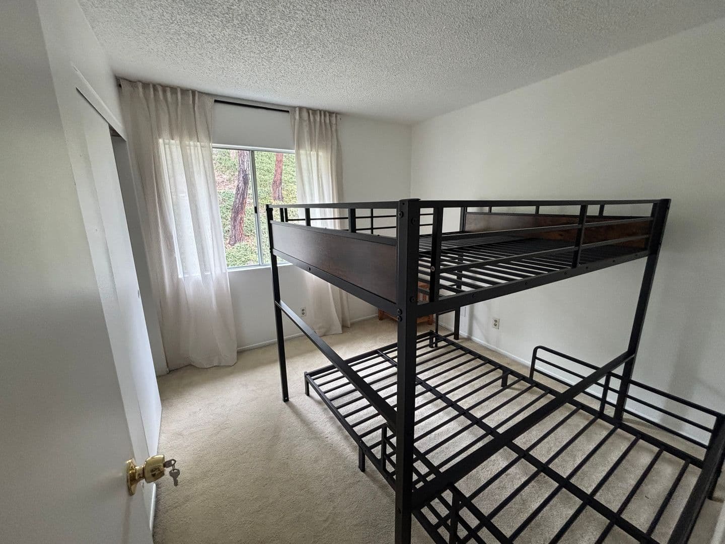 Canyon Country Condo: 26908 Flo Lane