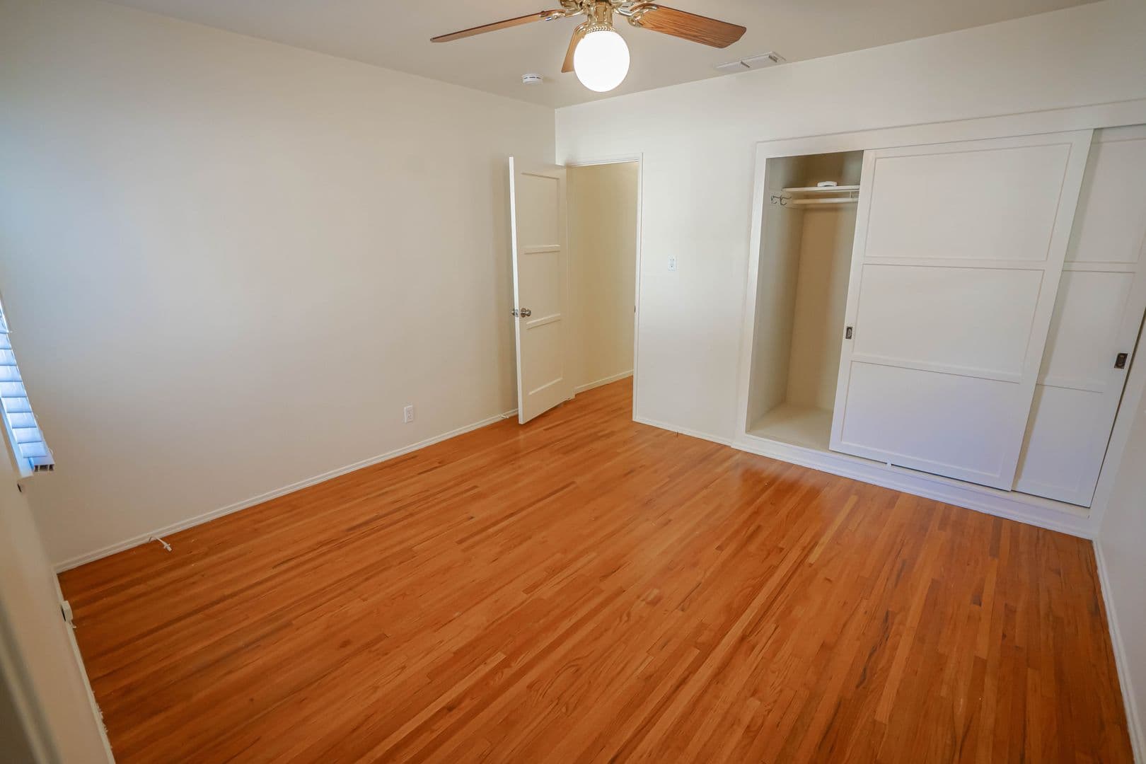 Northridge House: 18601 Sunburst Street
