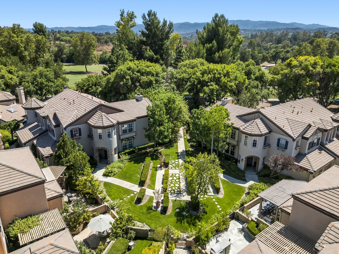 Valencia House: 26803 Matisse Lane