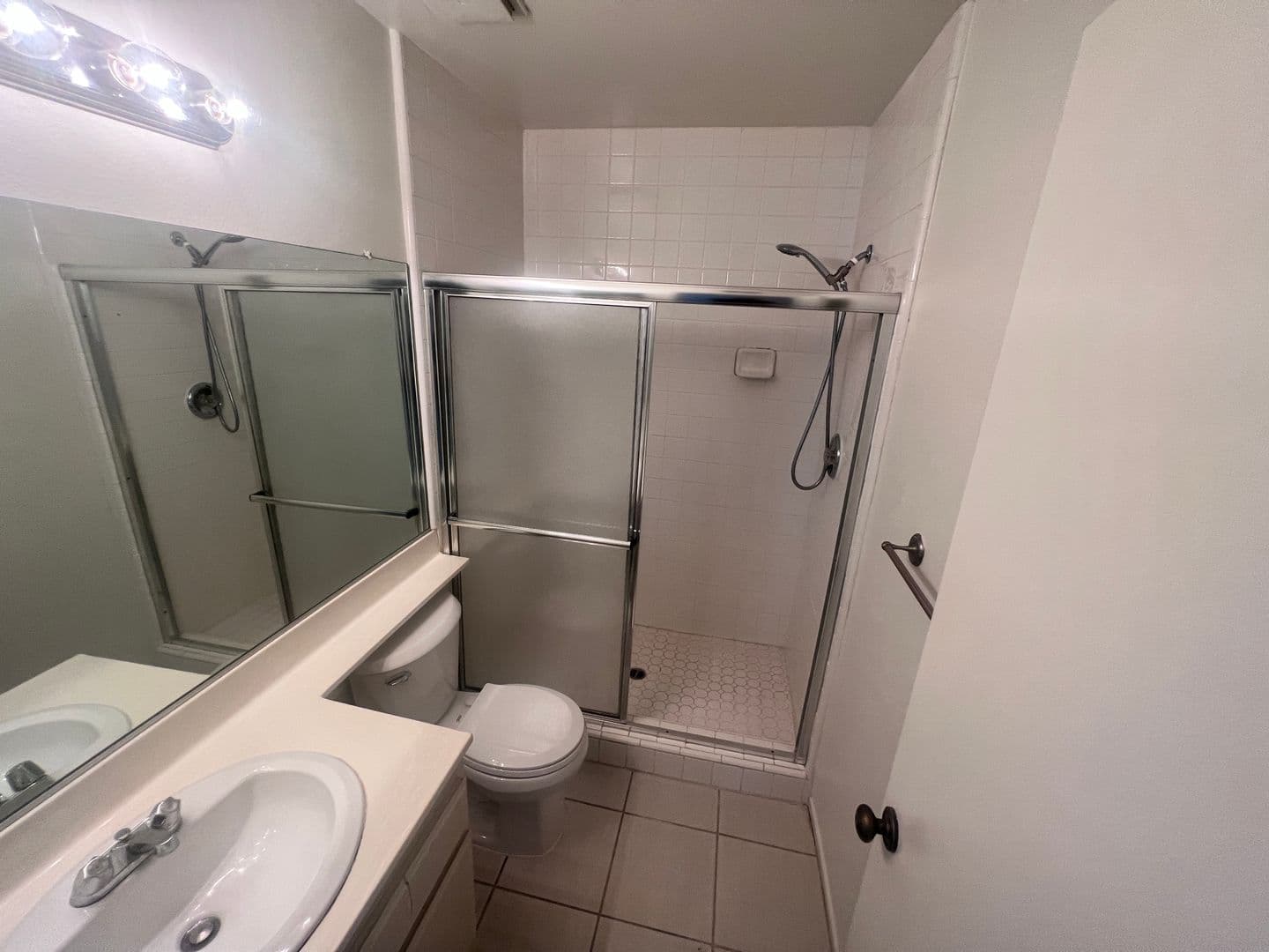 Valencia House: 25587 Alicante Dr.