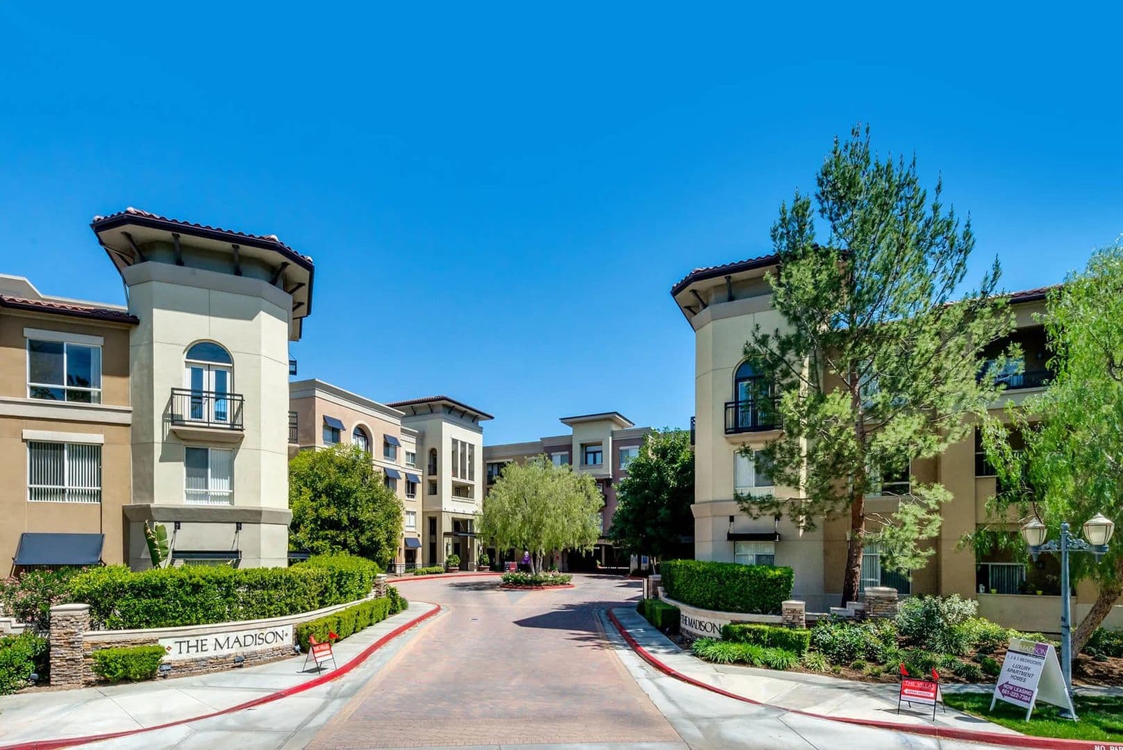 Valencia Condo: 24505 Town Center Drive #7104