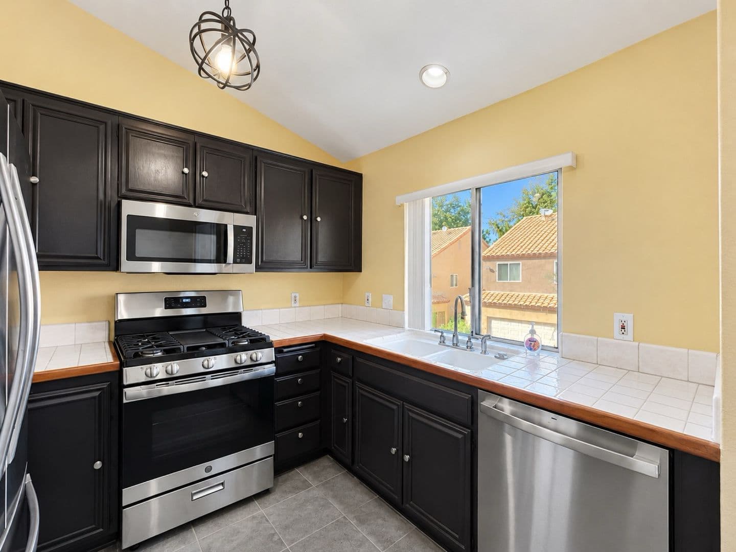 Santa Clarita Condo: 22729 Copper Hill Drive #11