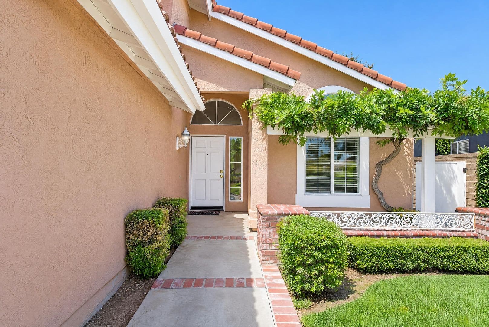 Santa Clarita House: 22441 Cardiff Drive