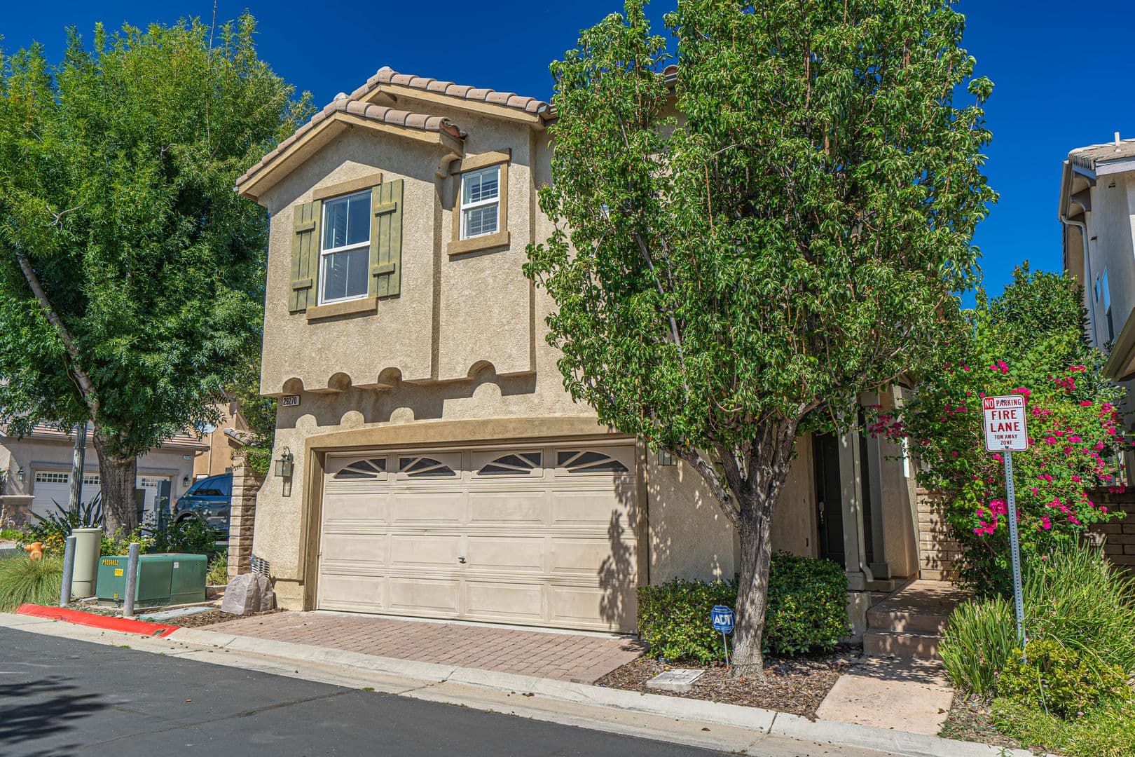 Valencia House: 29270 Hatari Way