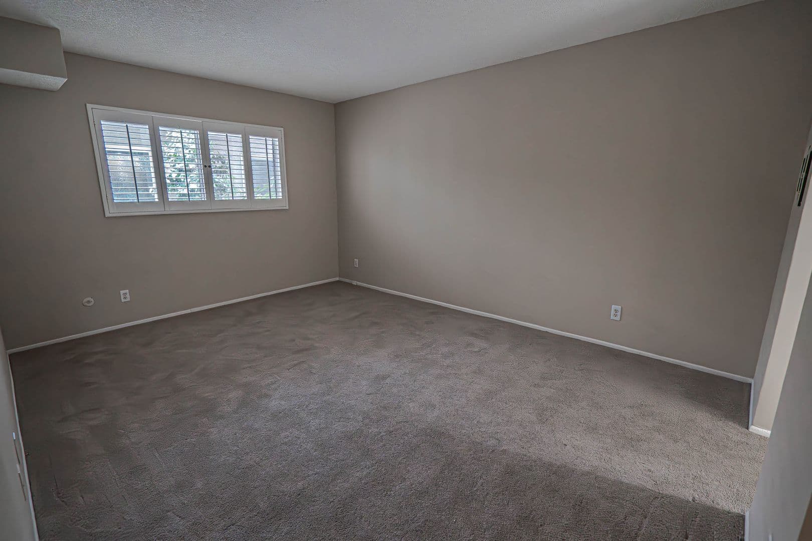 Sherman Oaks Condo: 14560 Clark Street #110