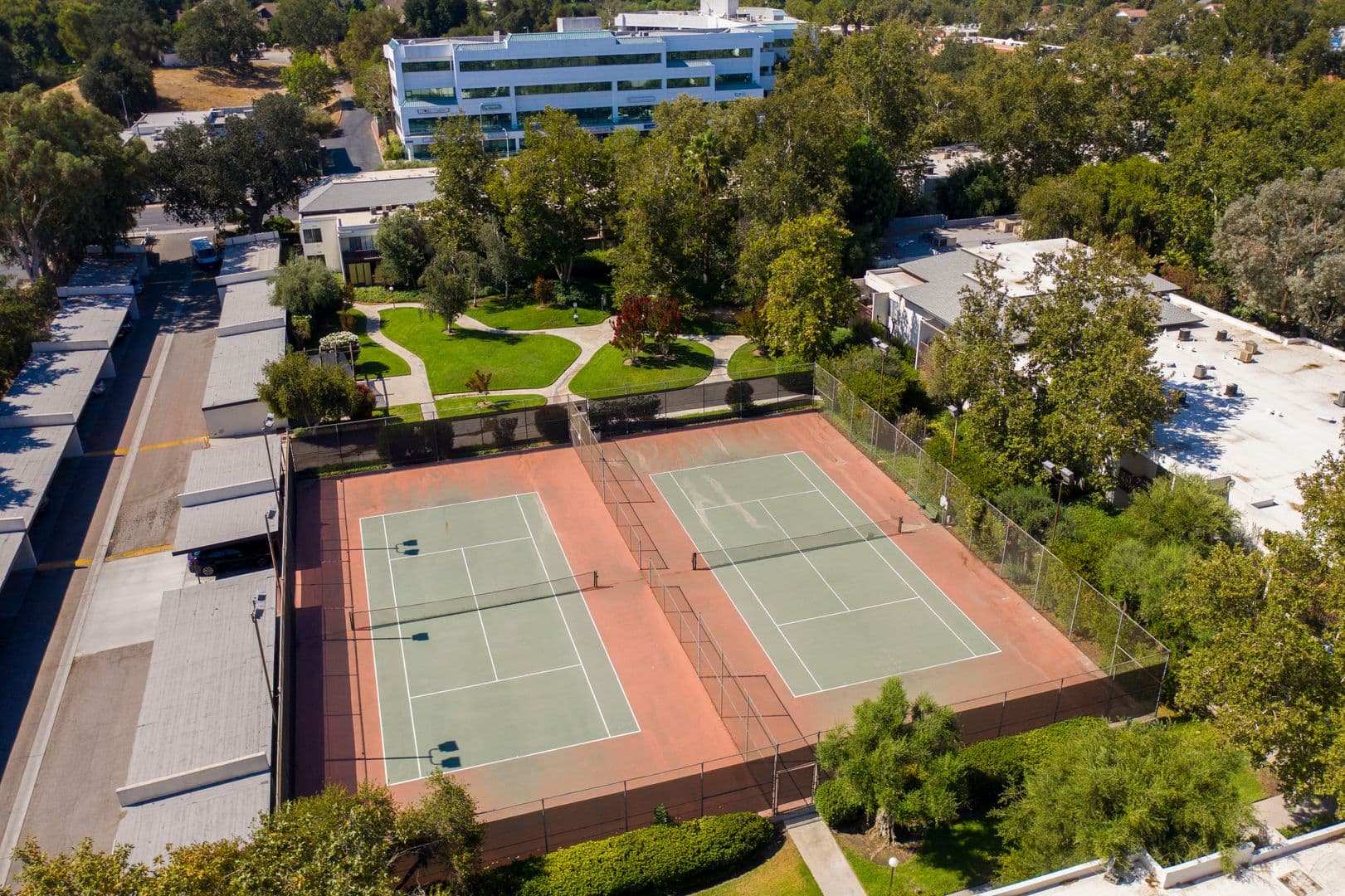 Valencia Condo: 23515 Lyons Ave. #261