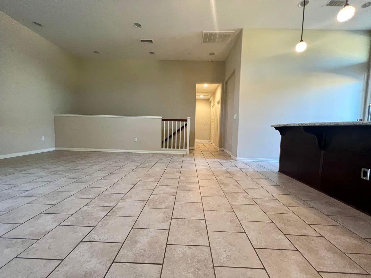 Northridge House: 20324 Paseo Del Campo