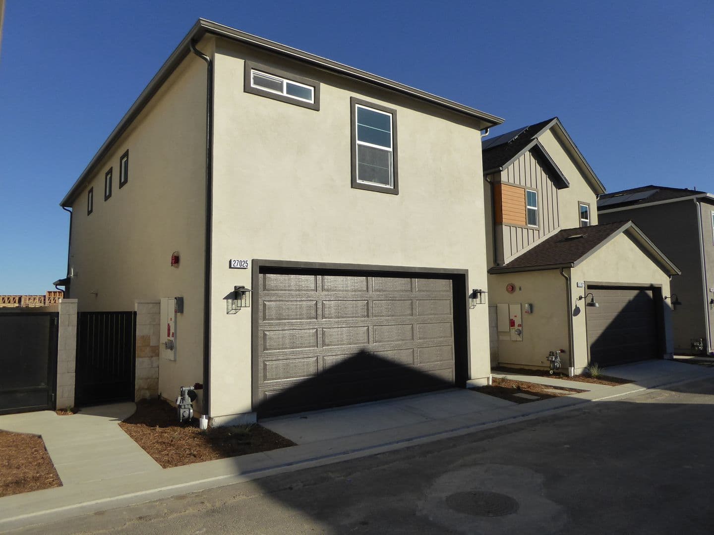 Valencia House: 27025 Trail View Lane