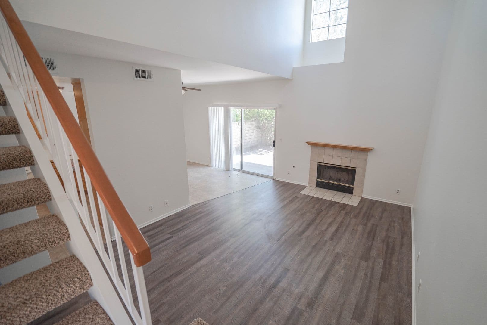 Saugus House: 22837 Banyan Place #336