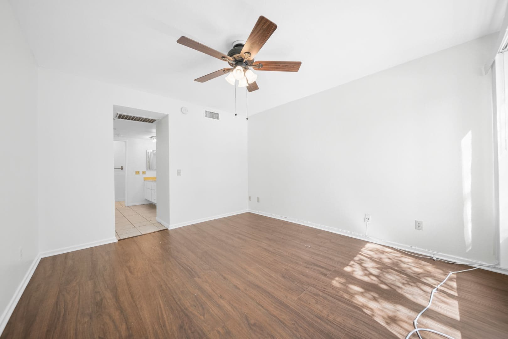 Valencia Condo: 23515 Lyons Ave. #261