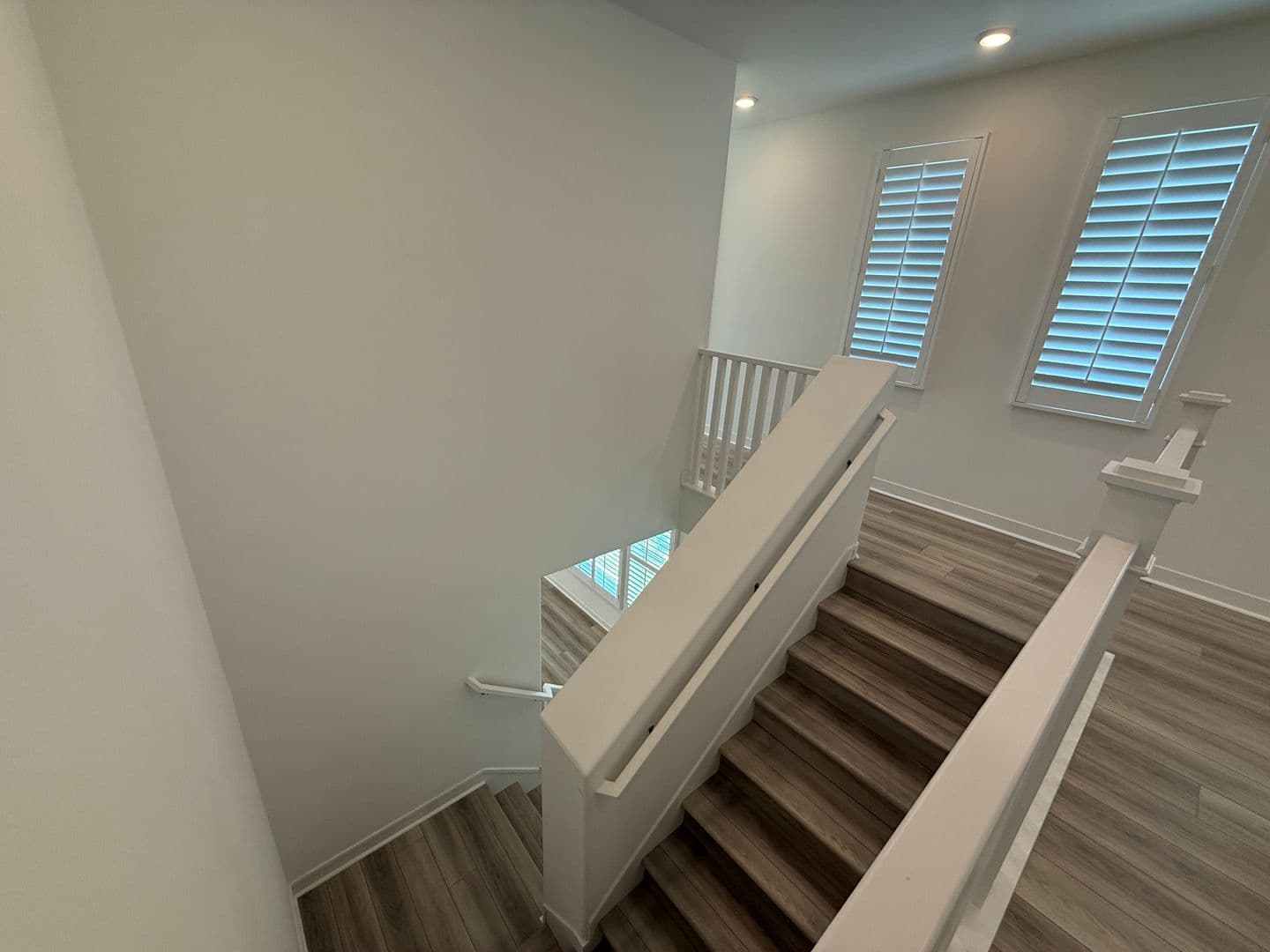 Valencia House: 26978 Mosswood Lane