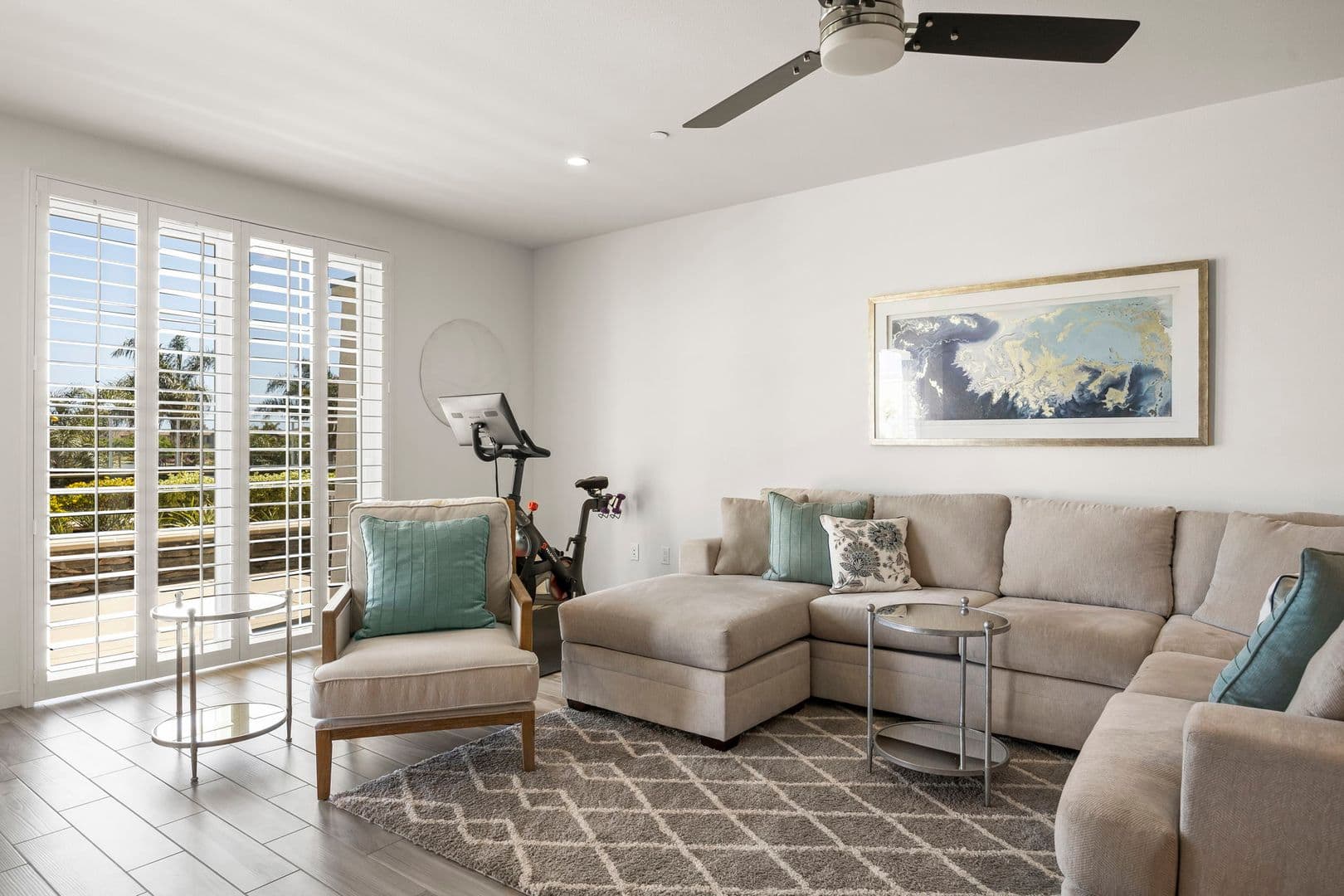 Oxnard Condo: 4006 Tradewinds Drive