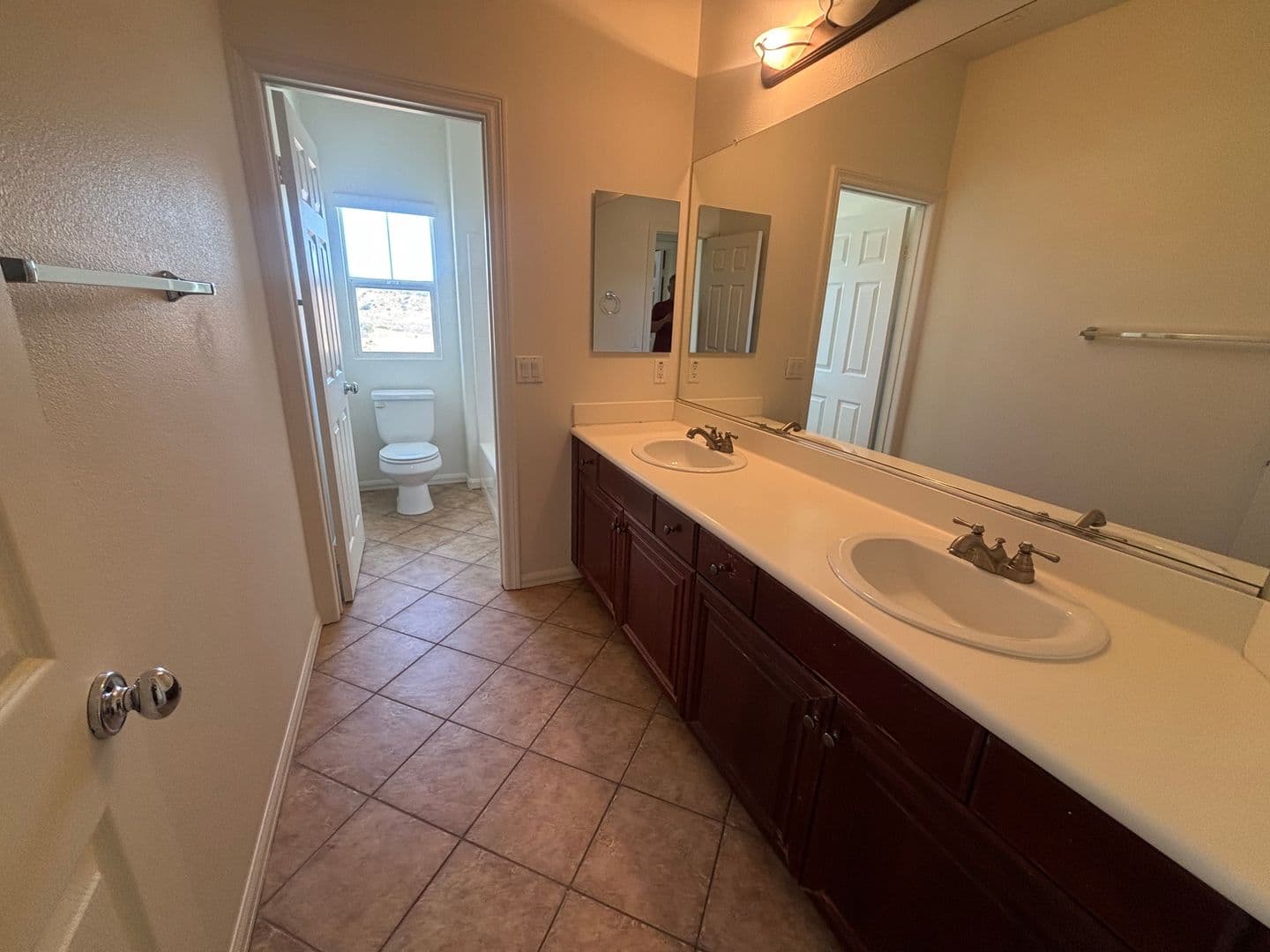 Palmdale House: 2307 Thorncroft Circle