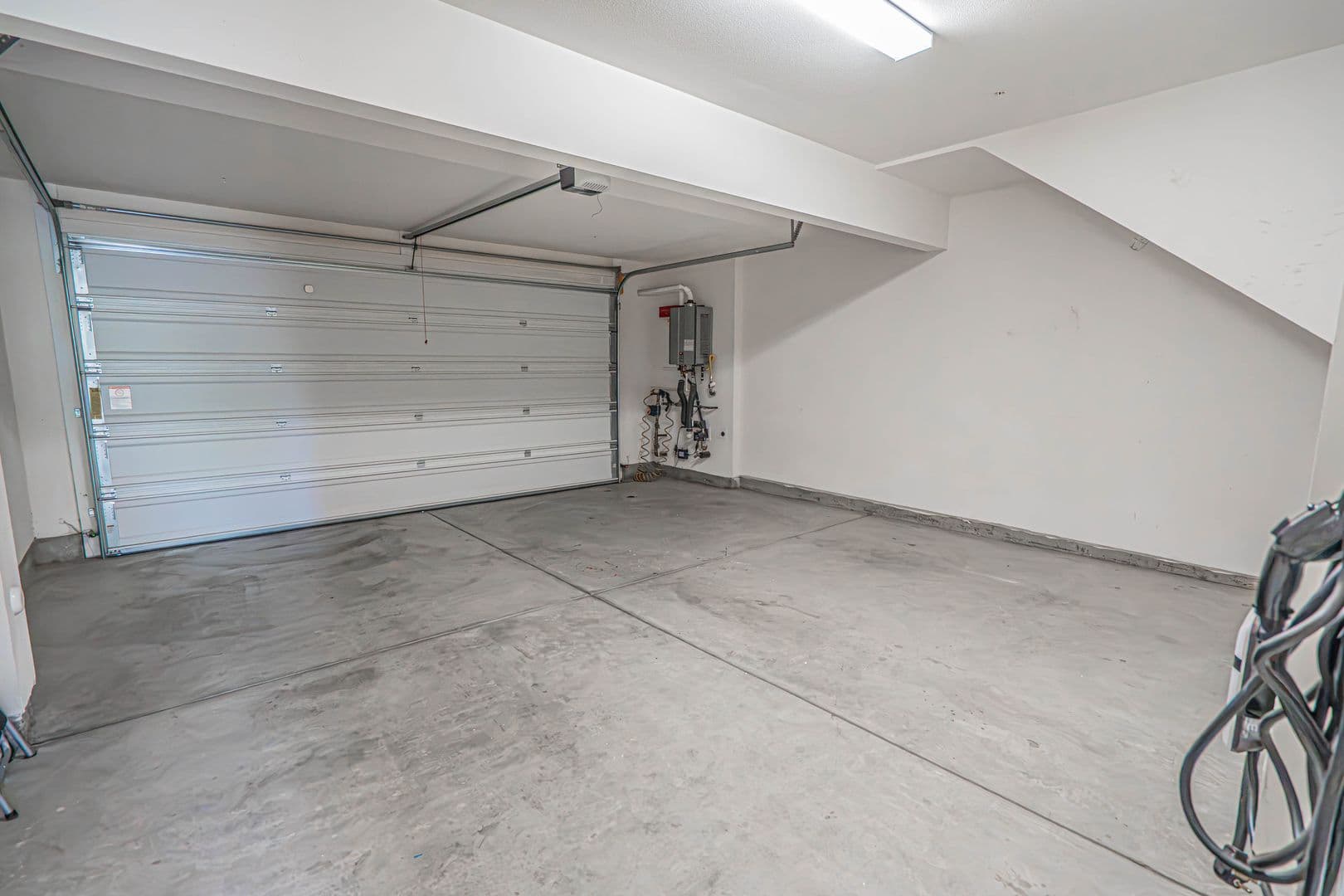 Valencia House: 27062 W. Painted Sky Way