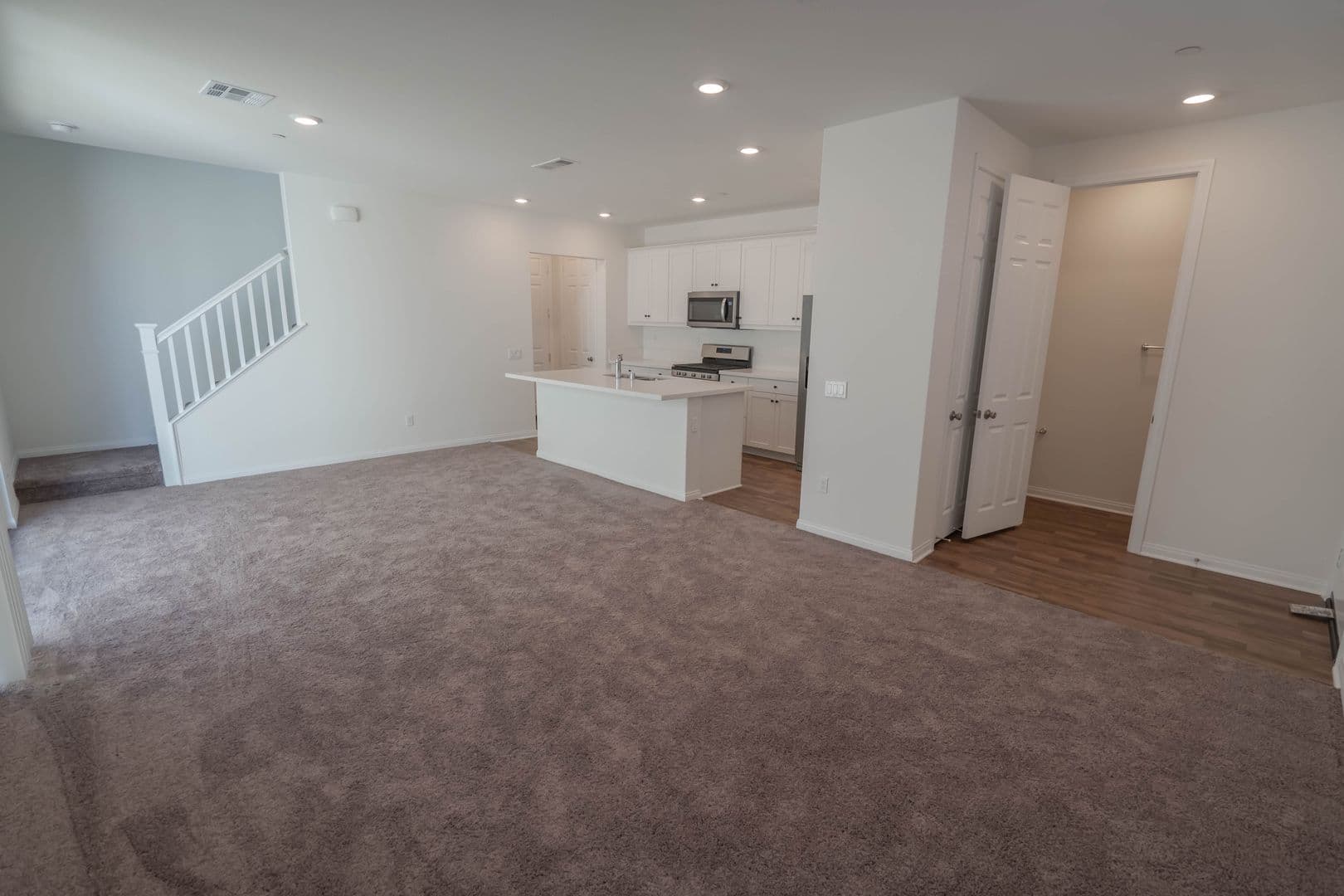 Valencia House: 27025 Trail View Lane