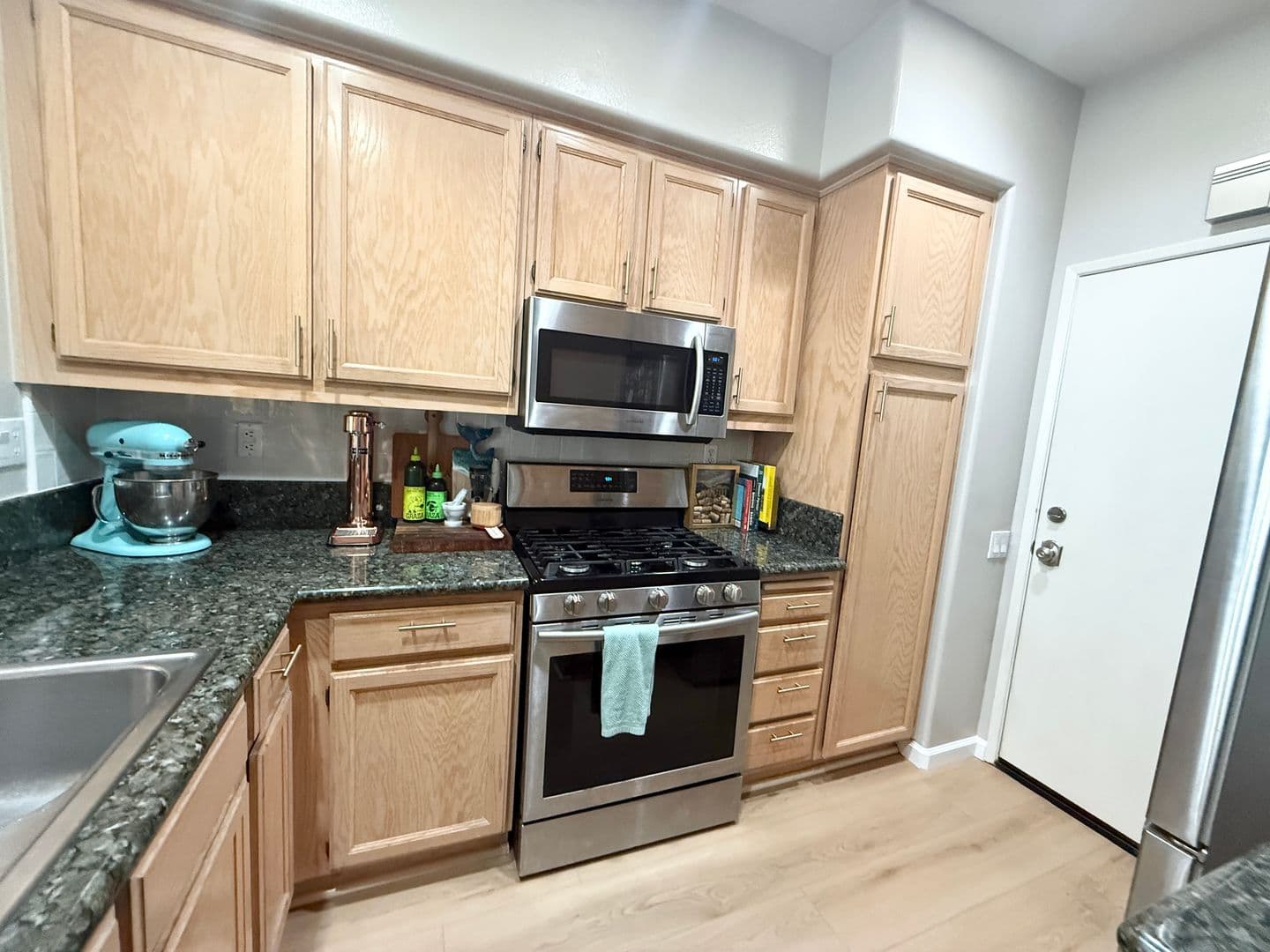 Valencia Townhome: 27032 Big Rapids Loop #14