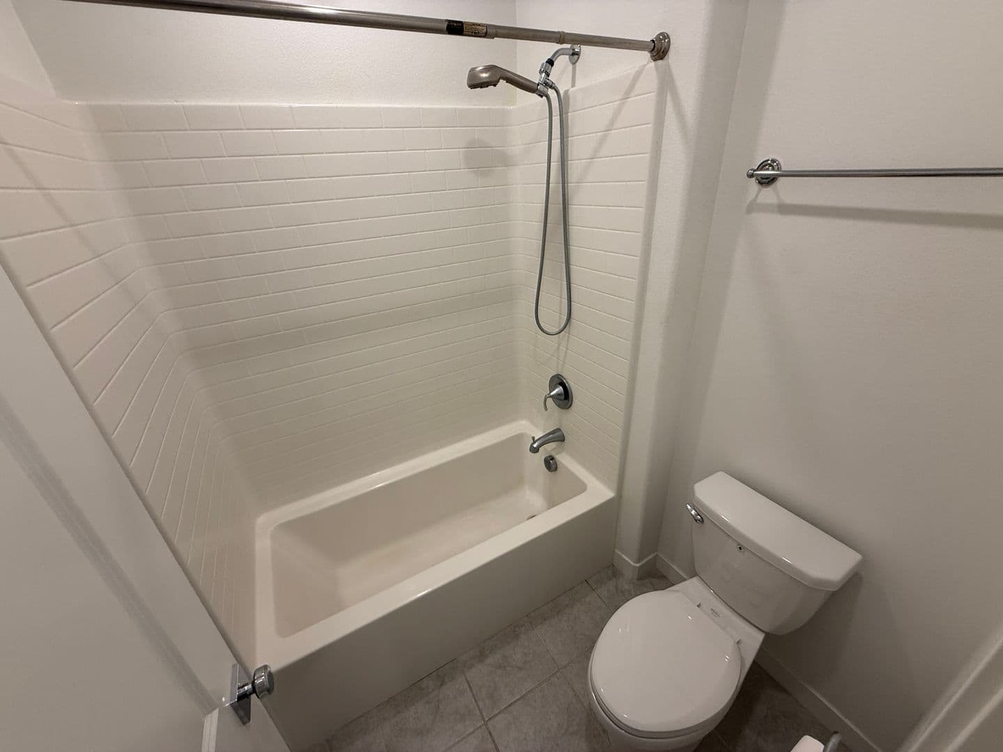 Valencia House: 26978 Mosswood Lane