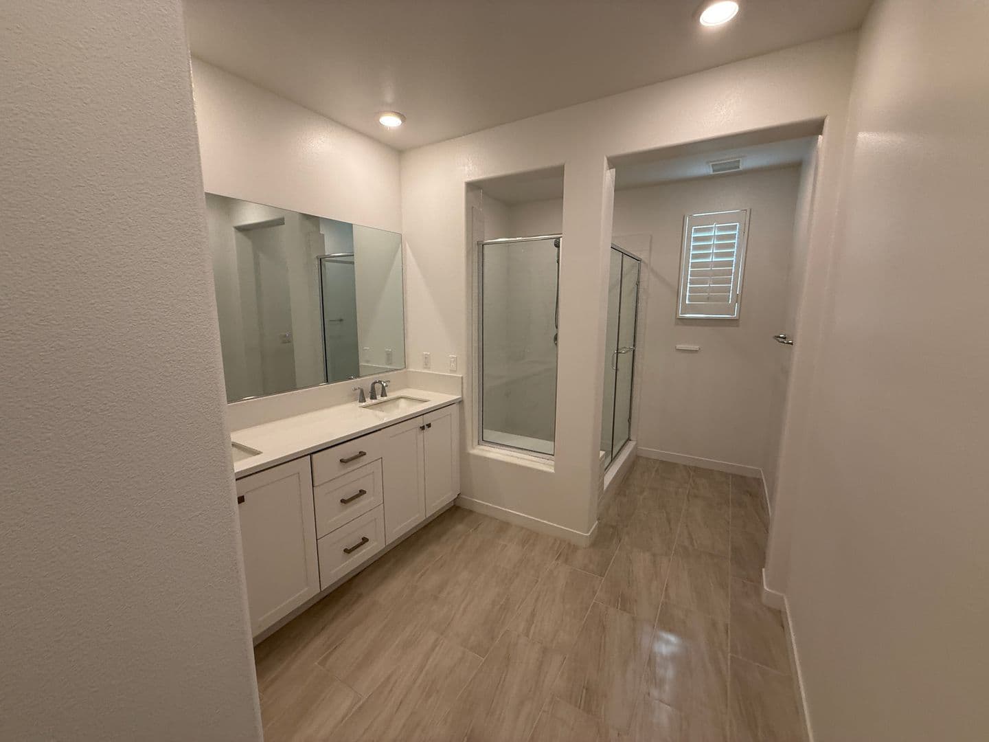Valencia House: 26978 Mosswood Lane