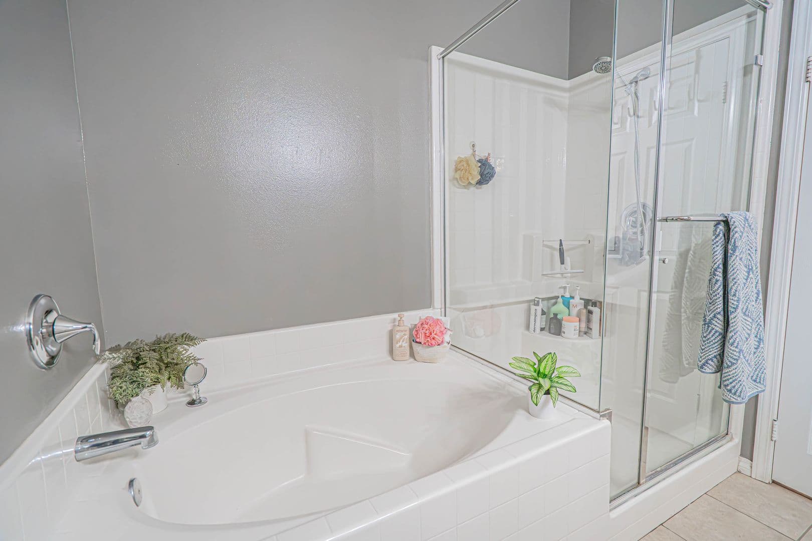 Valencia Townhome: 28517 Pietro Dr.