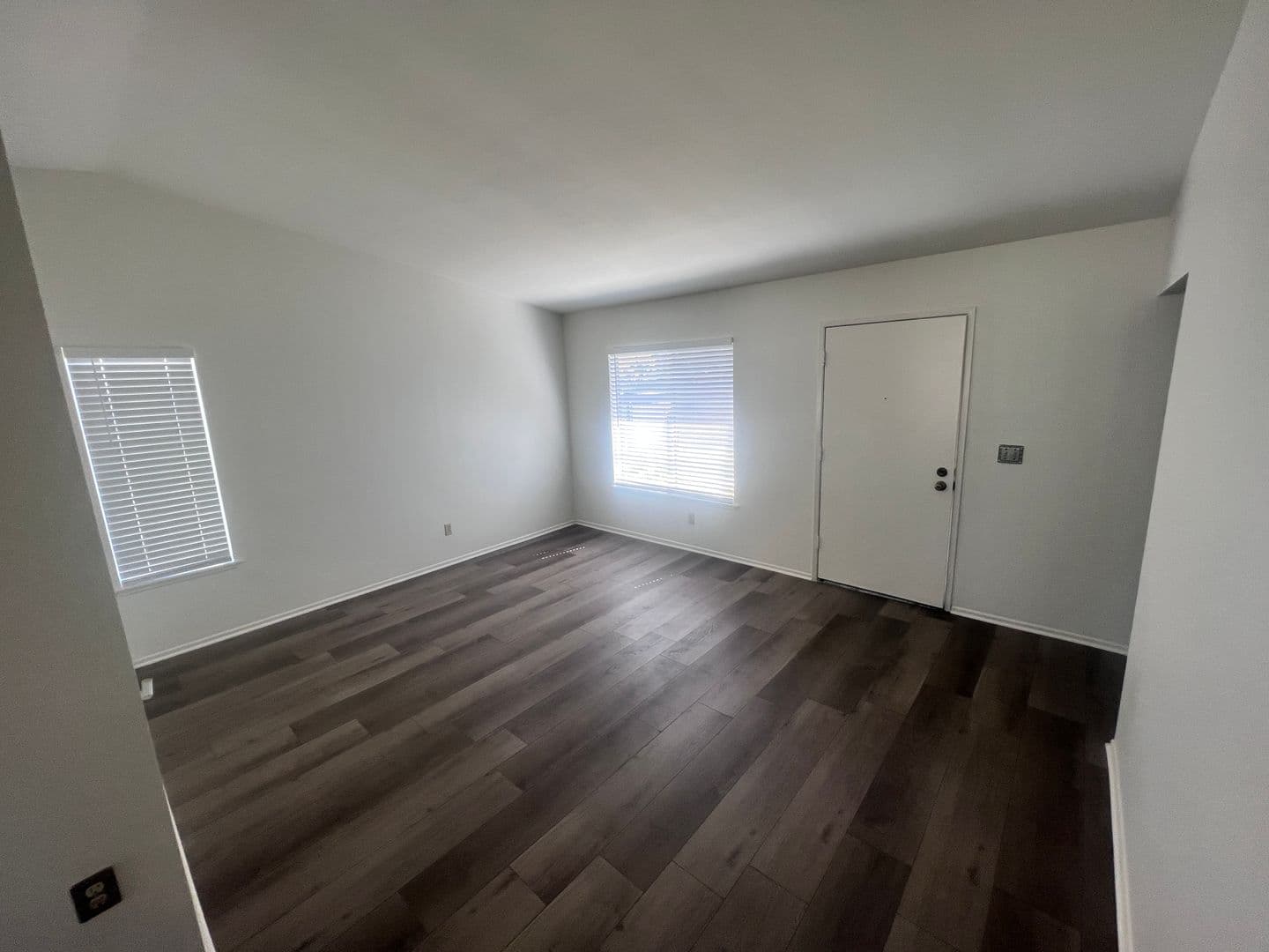 Valencia House: 25587 Alicante Dr.