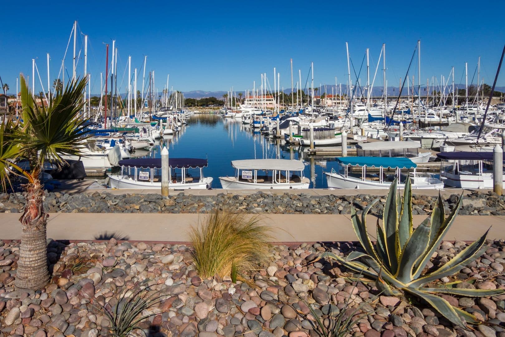 Oxnard Condo: 4006 Tradewinds Drive
