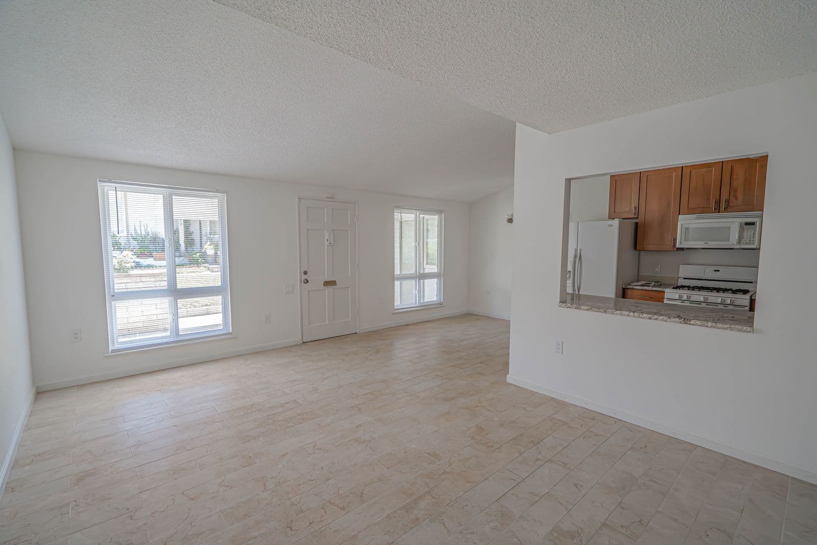 Santa Clarita House: 26751 Whispering Leaves Drive #A