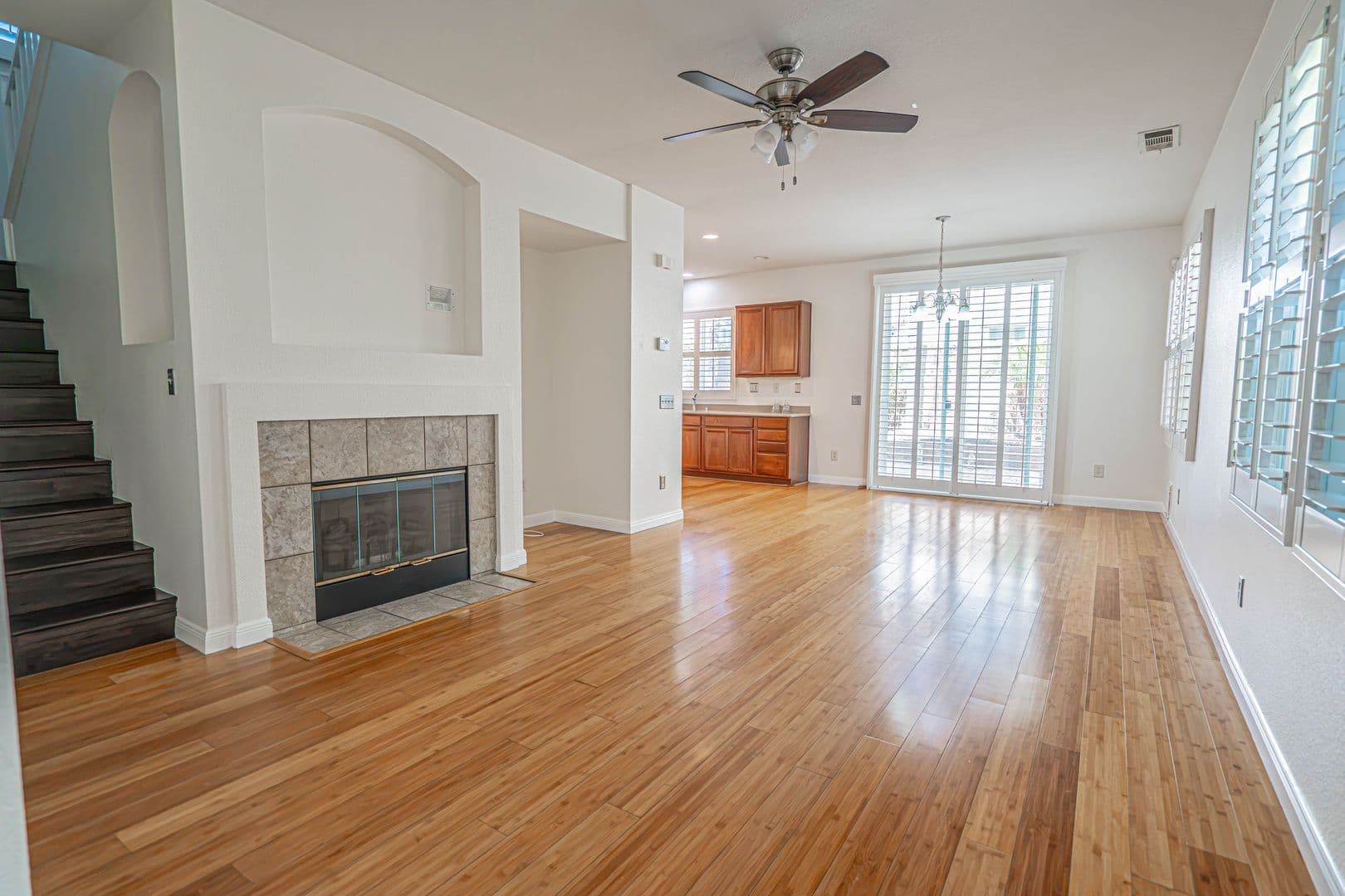 Valencia House: 29270 Hatari Way