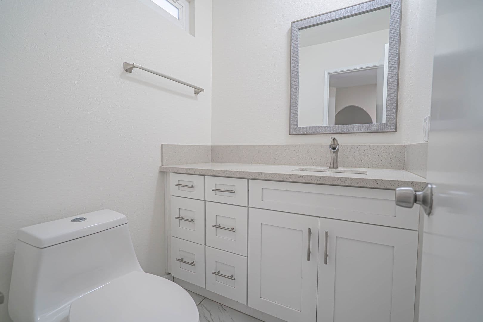 Panorama City Condo: 9025 Willis Avenue #113