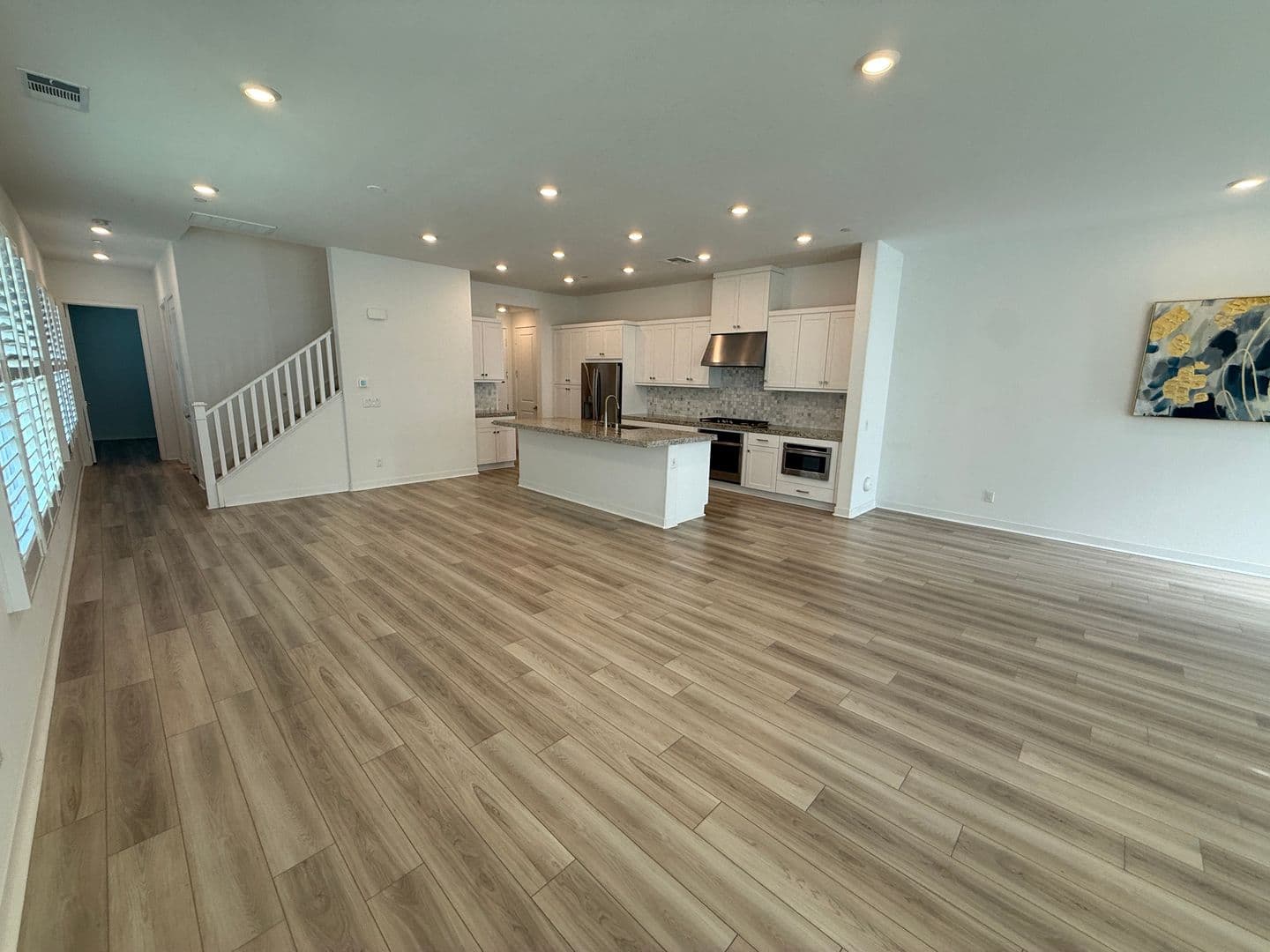 Valencia House: 26978 Mosswood Lane