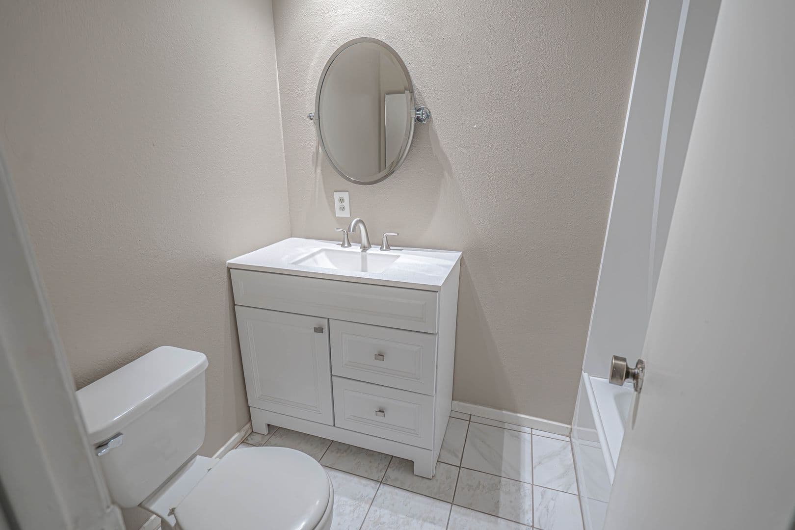 Sherman Oaks Condo: 14560 Clark Street #110