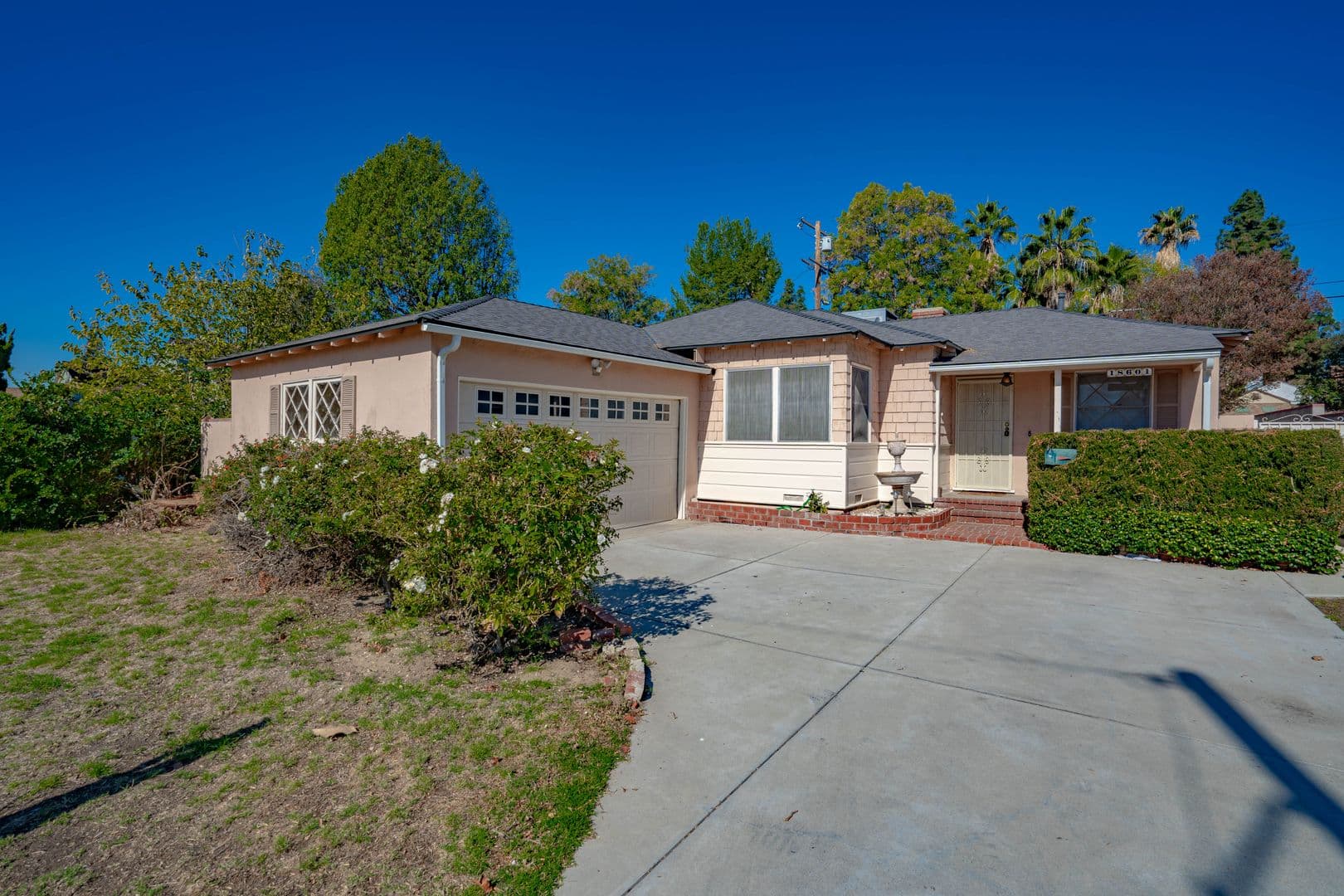 Northridge House: 18601 Sunburst Street