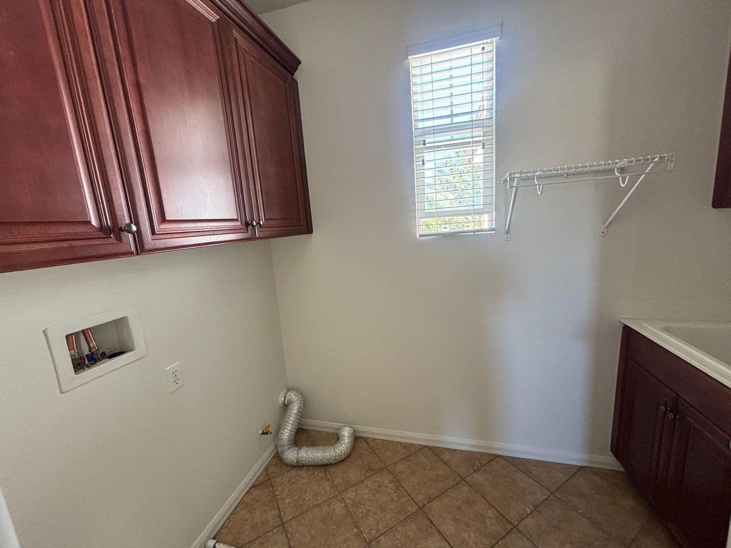 Palmdale House: 2307 Thorncroft Circle