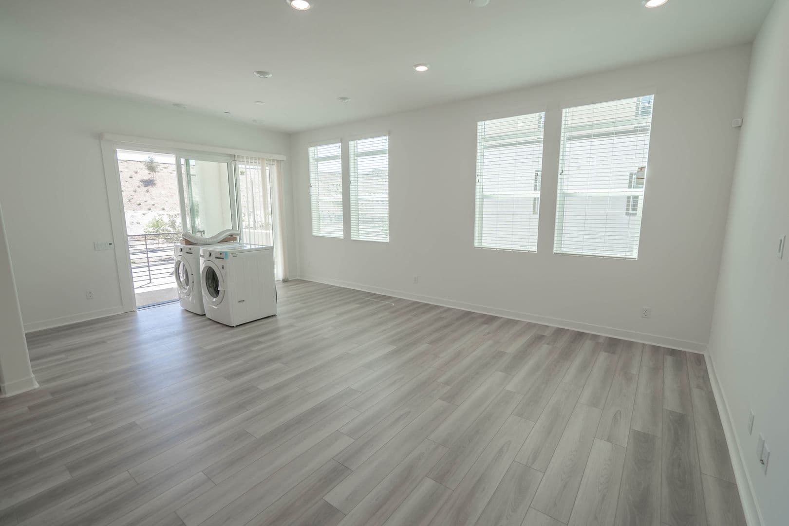 Valencia Condo: 26958 Sandbar Willow Place #204
