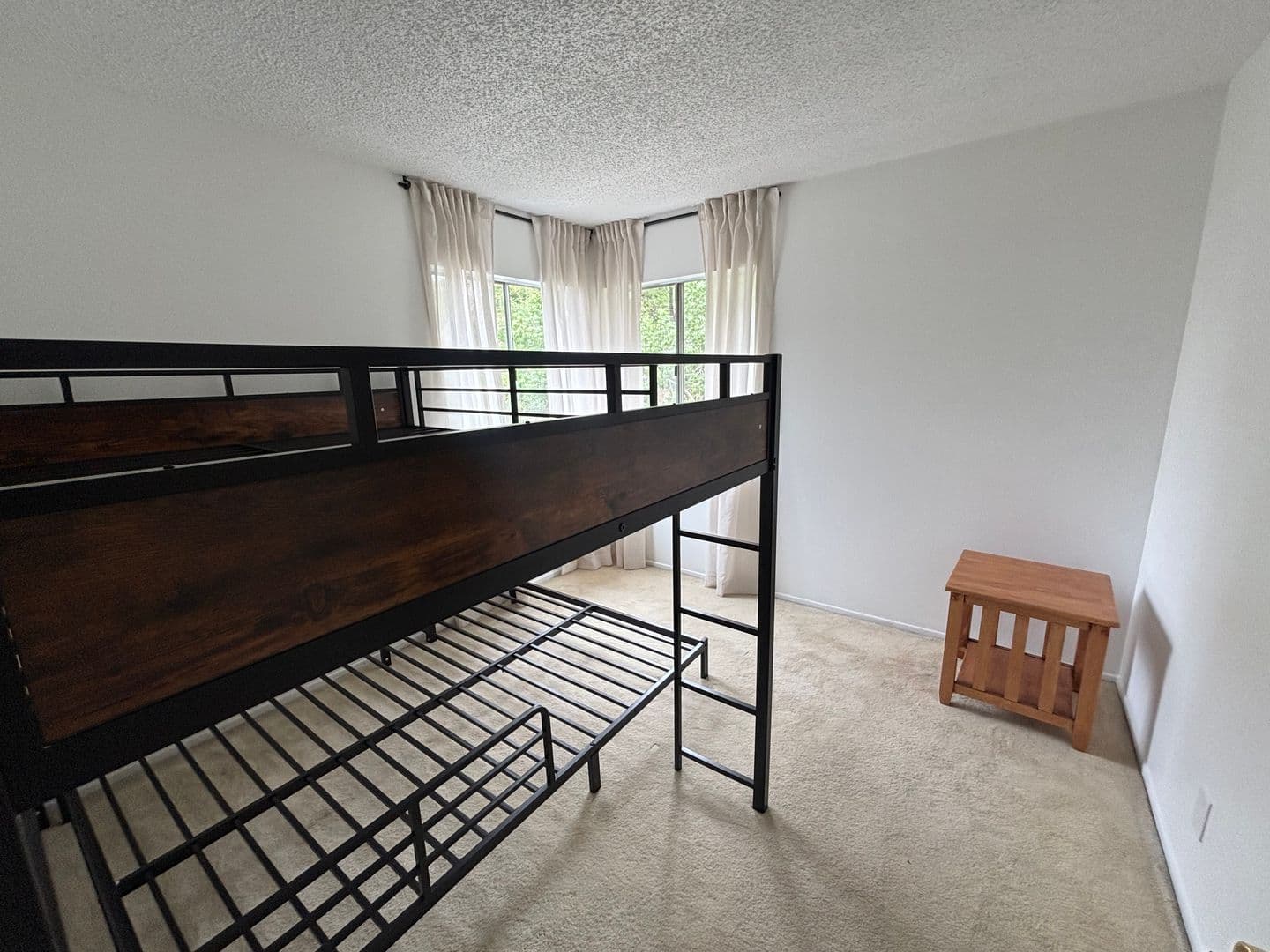 Canyon Country Condo: 26908 Flo Lane