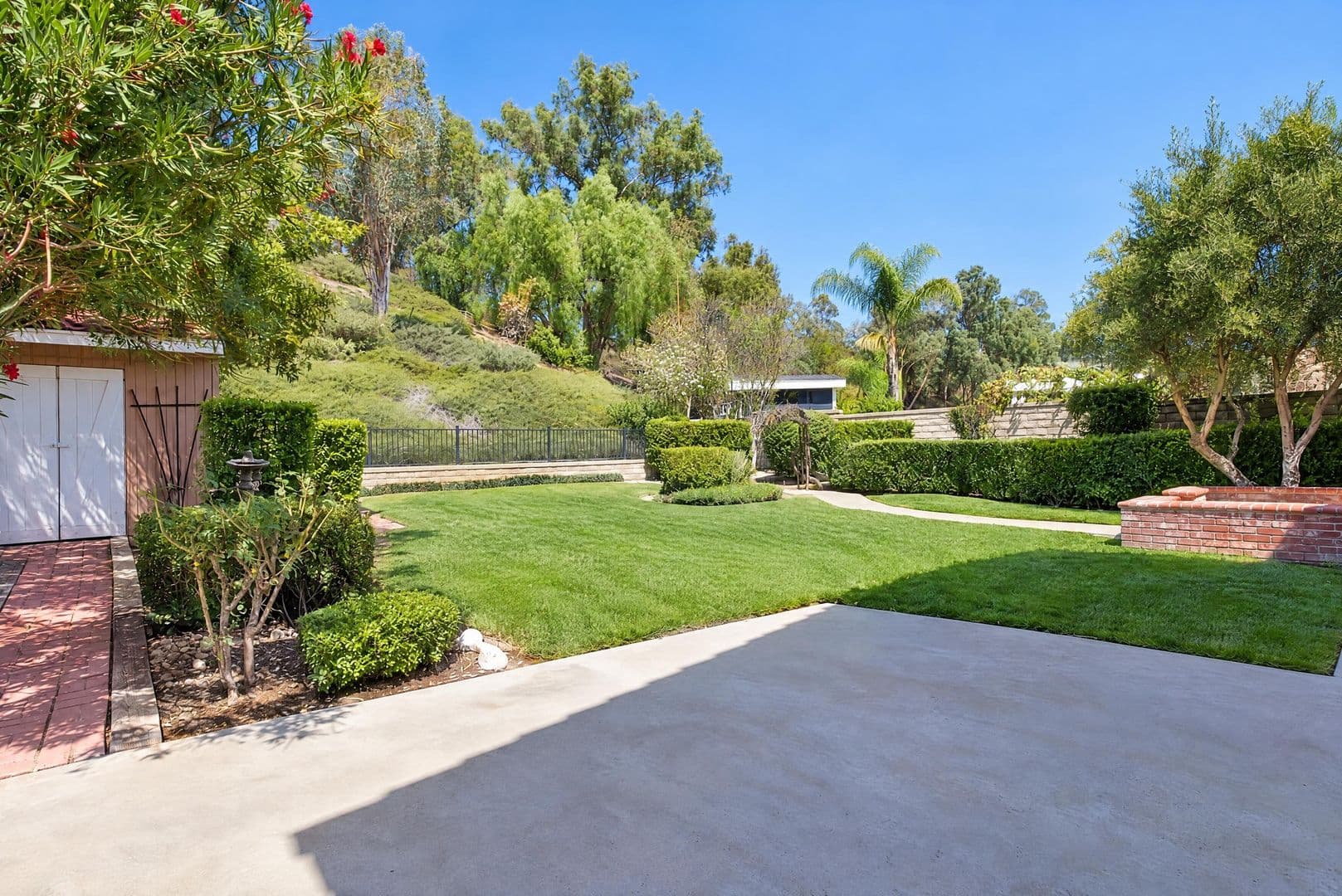 Santa Clarita House: 22441 Cardiff Drive