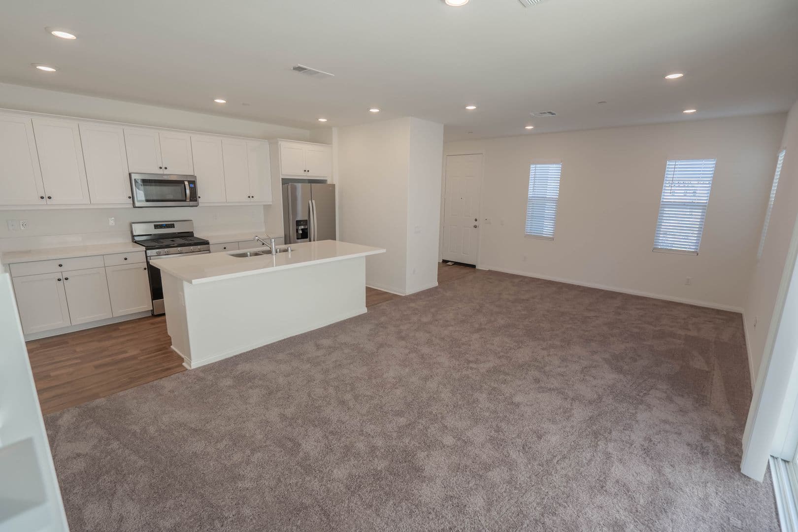 Valencia House: 27025 Trail View Lane