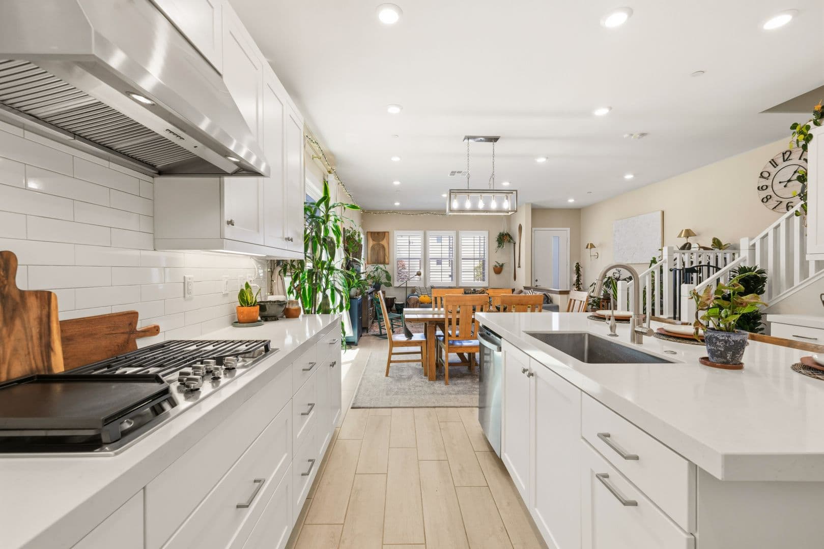 Valencia House: 27233 Red Willow Court