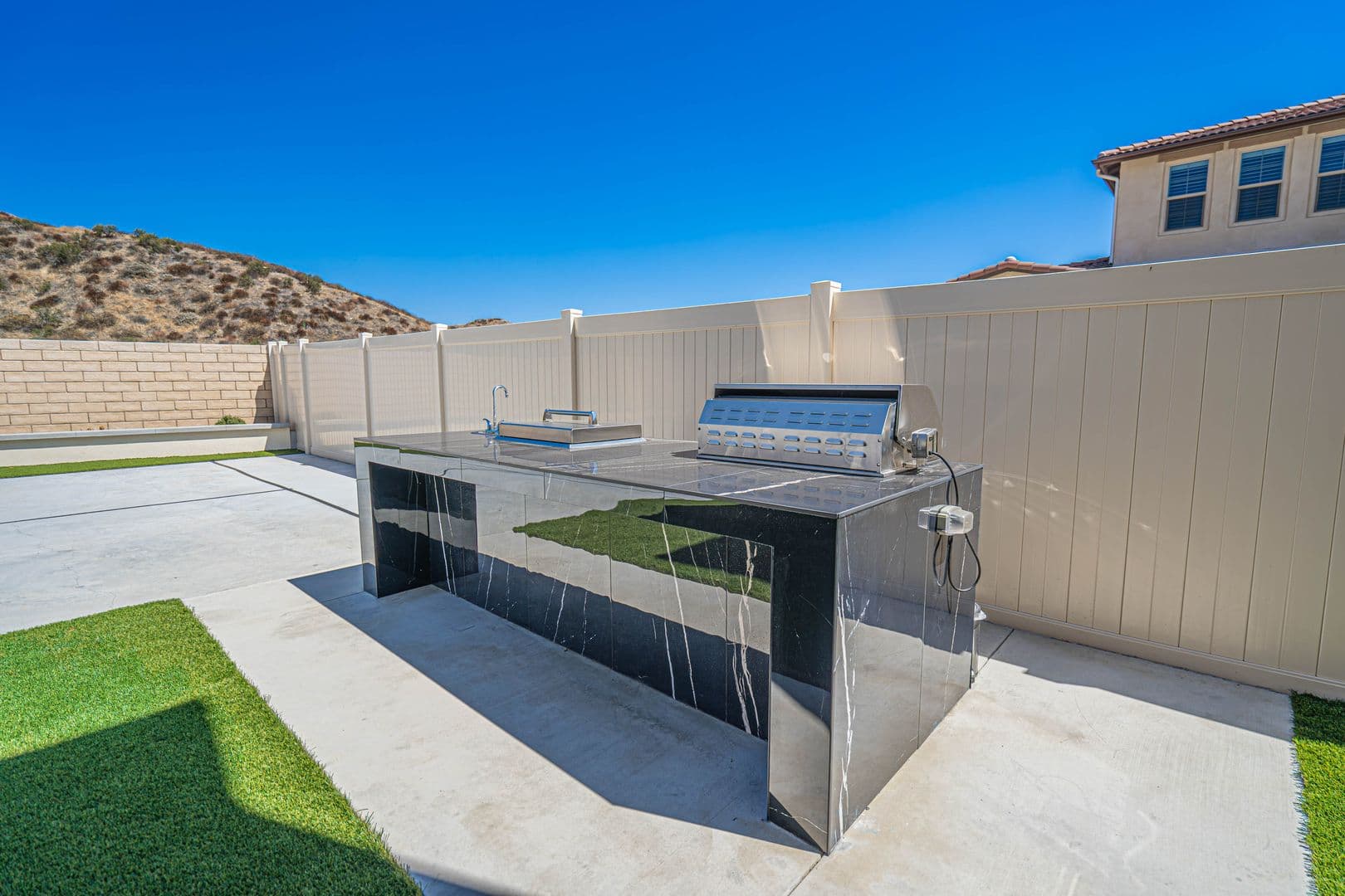 Valencia House: 29566 Camino Azar