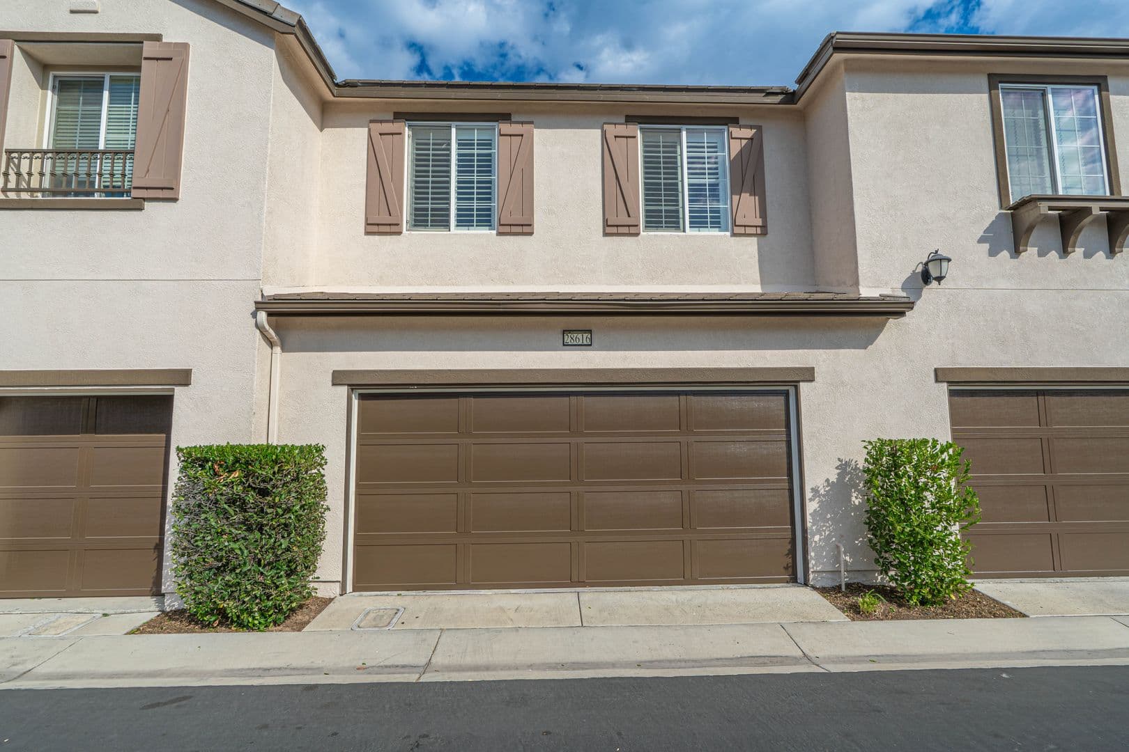 Valencia Townhome: 28616 Pietro Drive